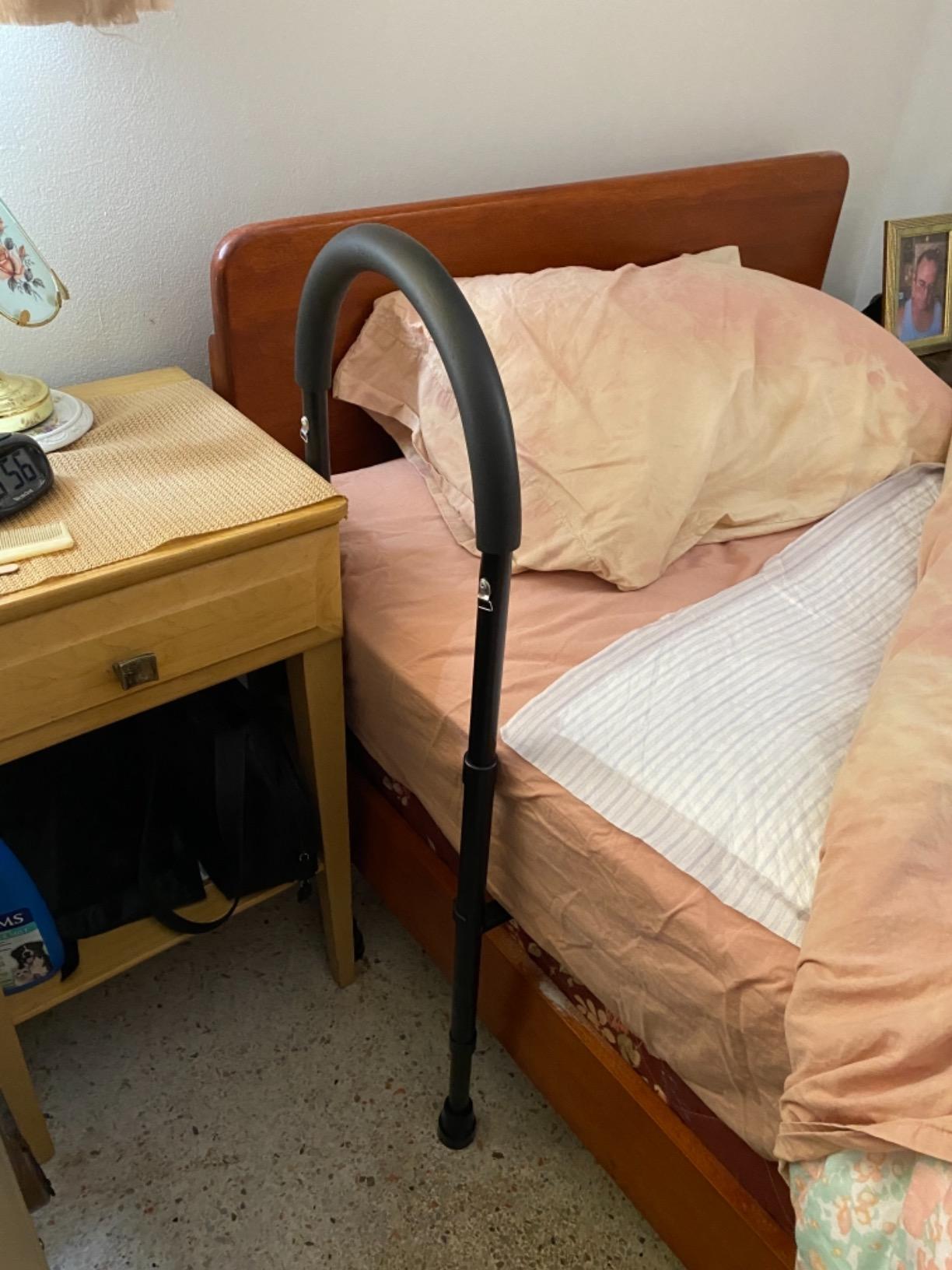 Medical king Bed Rails for Elderly Adults Safety Bed Assist Rails for Seniors with Adjustable Heights ASTM Approved Easy to get in or Out of Bed with Floor Support customer photo 1