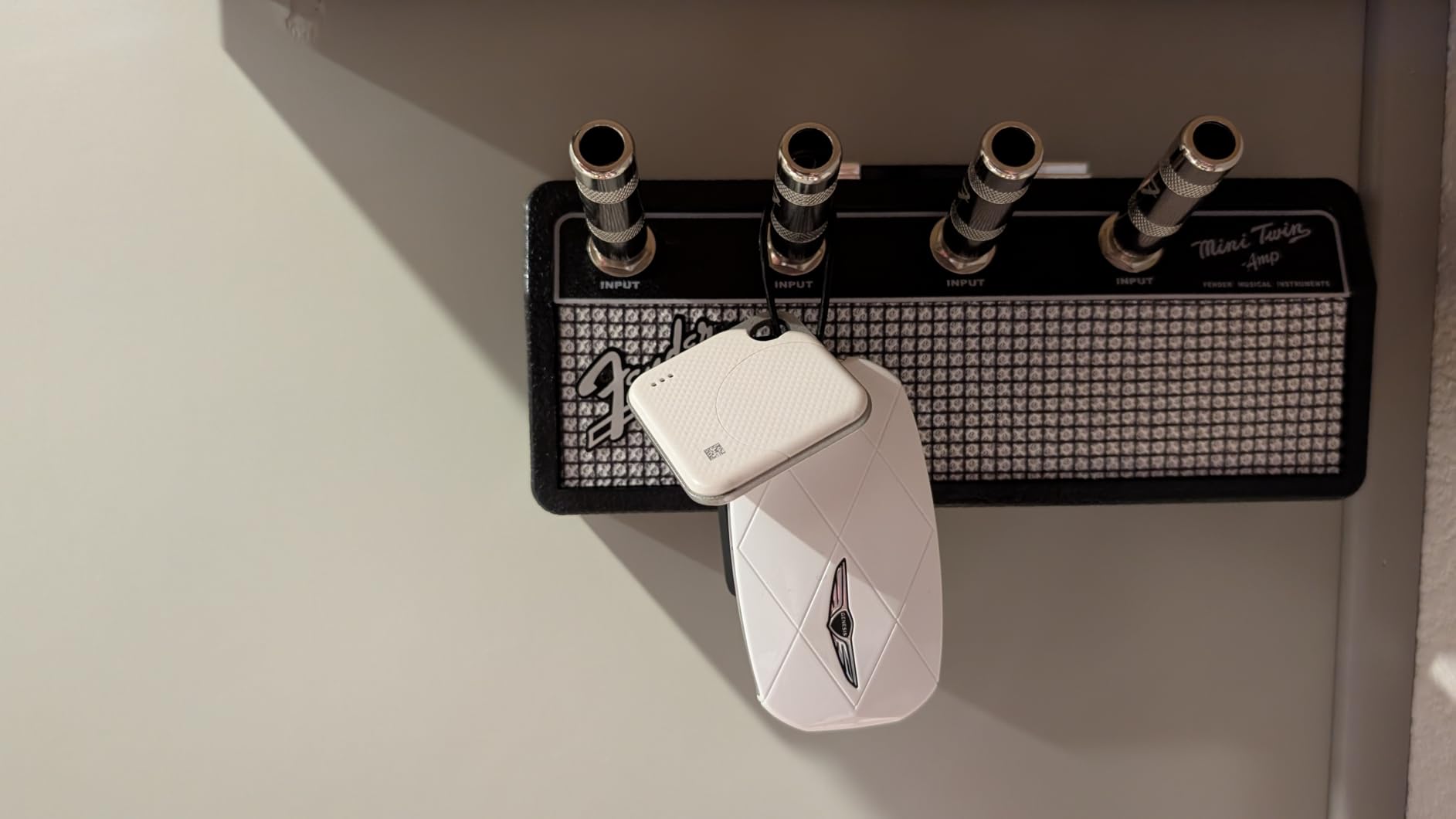 Fender Jack Keychain Rack Small customer photo 1