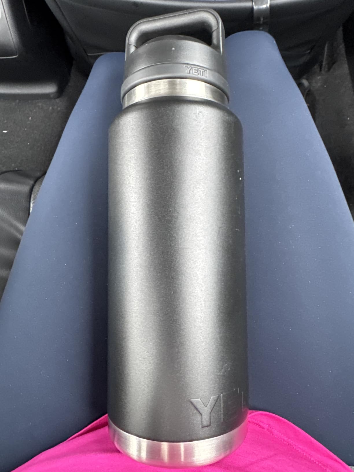 YETI Rambler 36 oz Bottle, Vacuum Insulated, Leakproof, Stainless Steel with Chug Cap customer photo 1