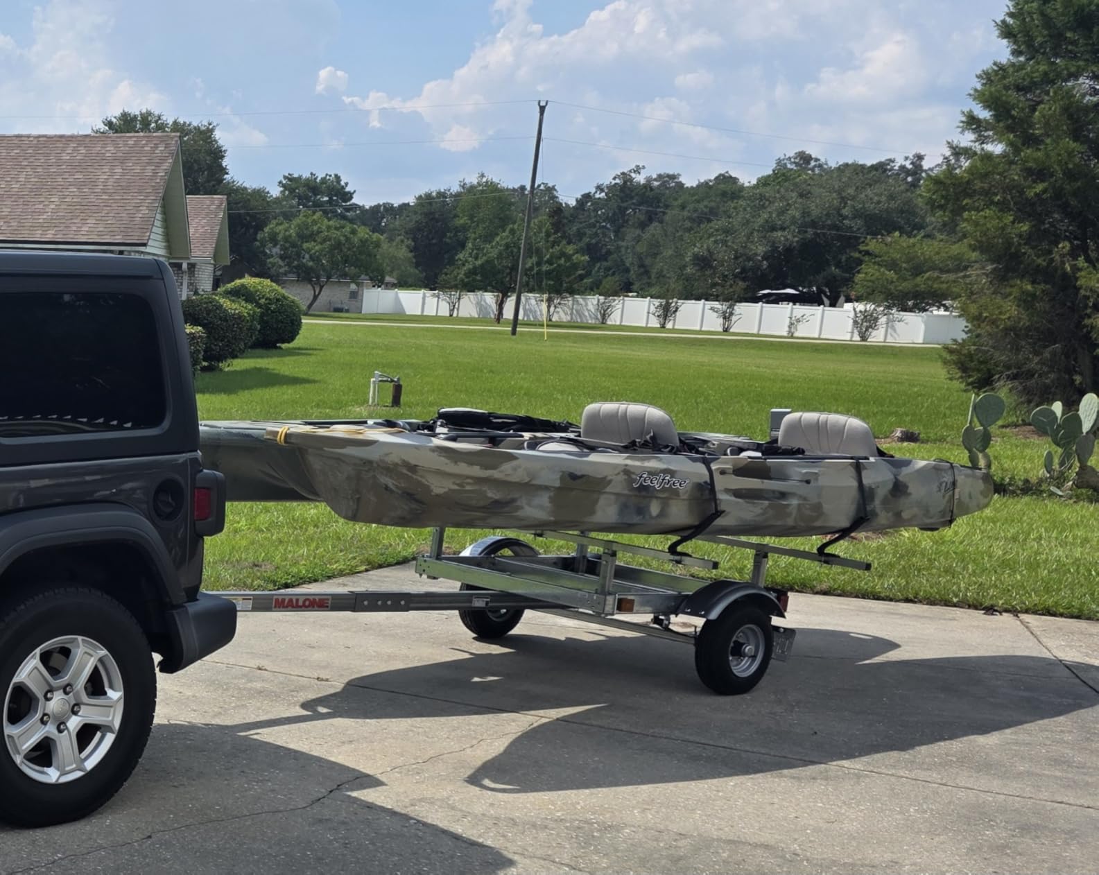 Malone MPG586XV EcoLight 2 Kayak Trailer with 2 V-Rack Kayak Carriers | 14' / 400 lbs Capacity | Fully Submersible | Marine Grade Galvanized Steel Construction customer photo 1