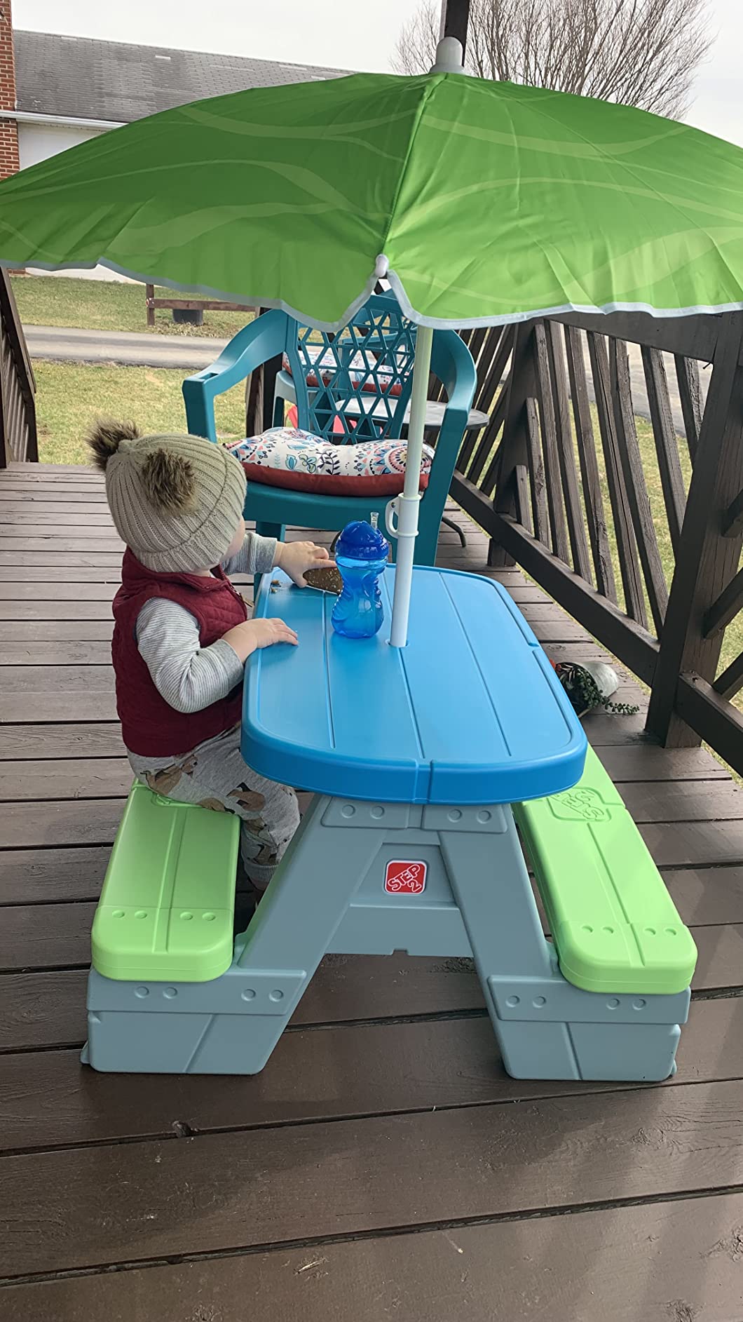 Step2 Sun & Shade Kids Picnic Table with Removeable Umbrella, Indoor/Outdoor Toys, Fits 4 Children, Made of Durable Plastic, For Toddlers 1.5-4 Years Old customer photo 2