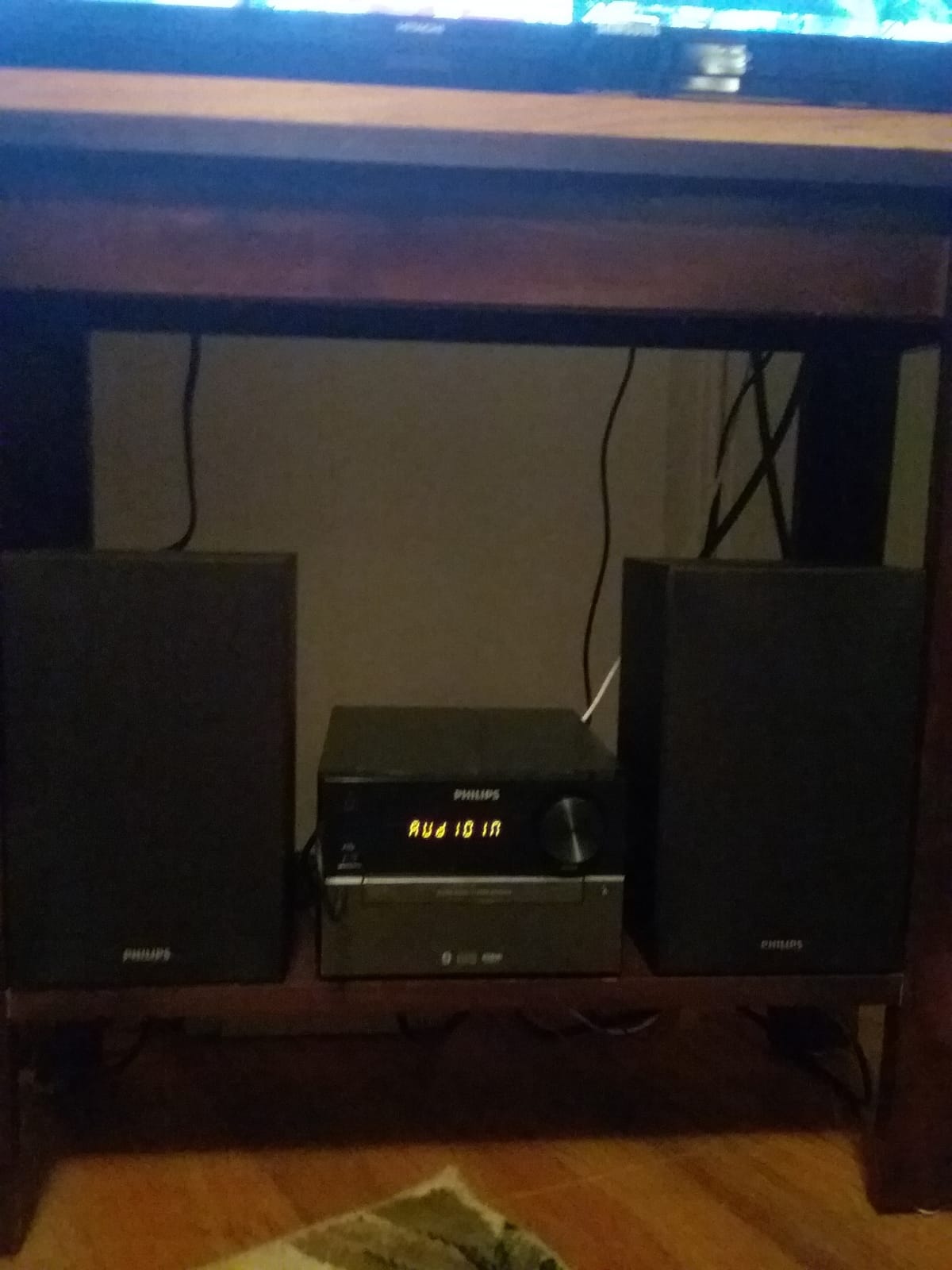Philips Bluetooth Stereo System for Home with CD Player for Home, Wireless Streaming, MP3, USB, Audio in, FM Radio, 18W, Micro Music Sound System customer photo 2