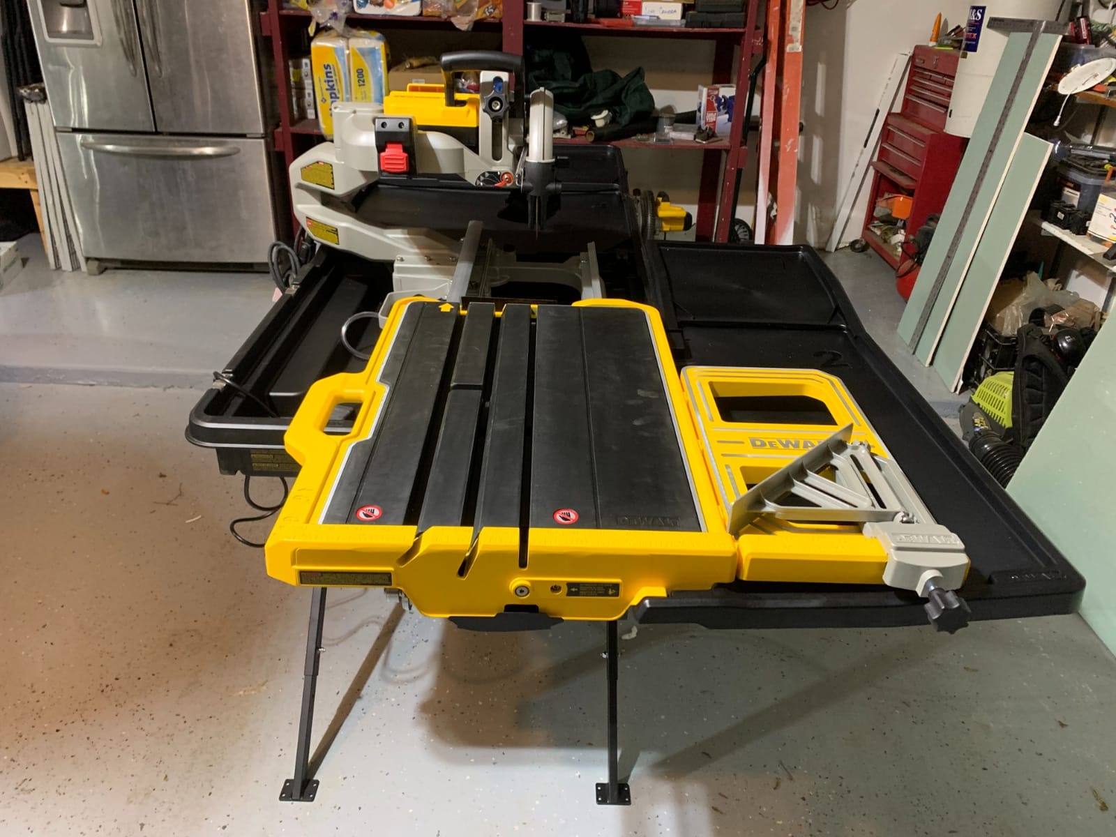 DEWALT Wet Tile Saw with Stand, 10 Inch, 15-Amp, 1,220 MWO, Corded (D36000S) customer photo 1