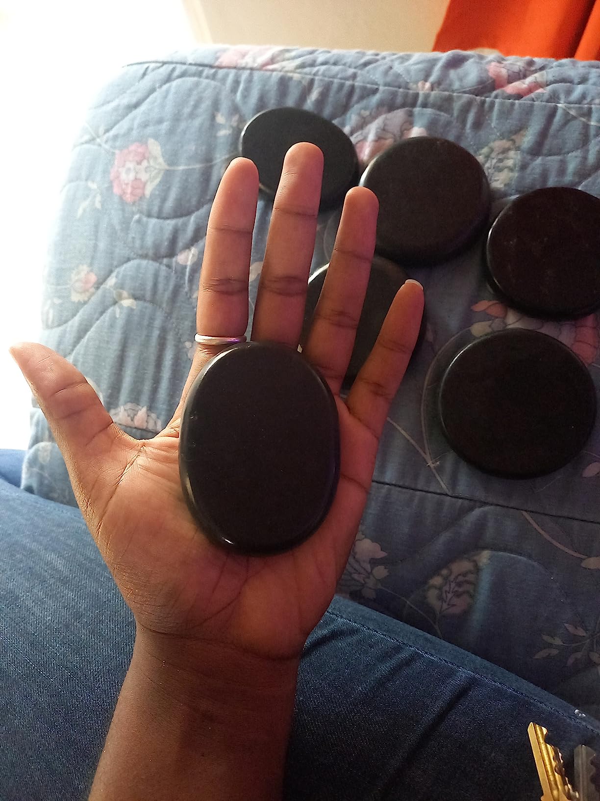 June Fox Hot Stones for Massage 4 Large and 2 Medium Basalt Stones Set Hot Rocks Massage Stones for Spa, Relaxing, Healing customer photo 2