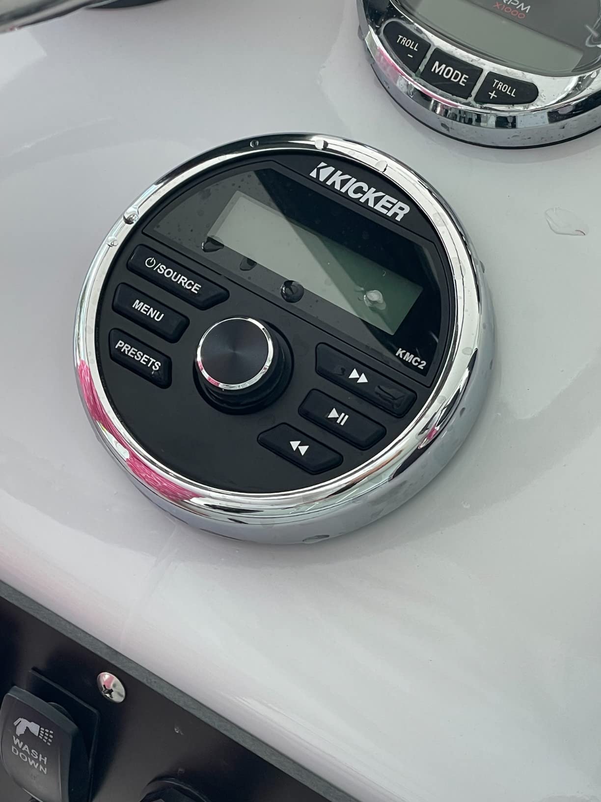 Kicker 46KMC2 Weather-Resistant Gauge-Style Media Center with Bluetooth | Boat media center for open helms, wireless audio streaming, waterproof round dash mount, compact receiver for watercraft customer photo 2