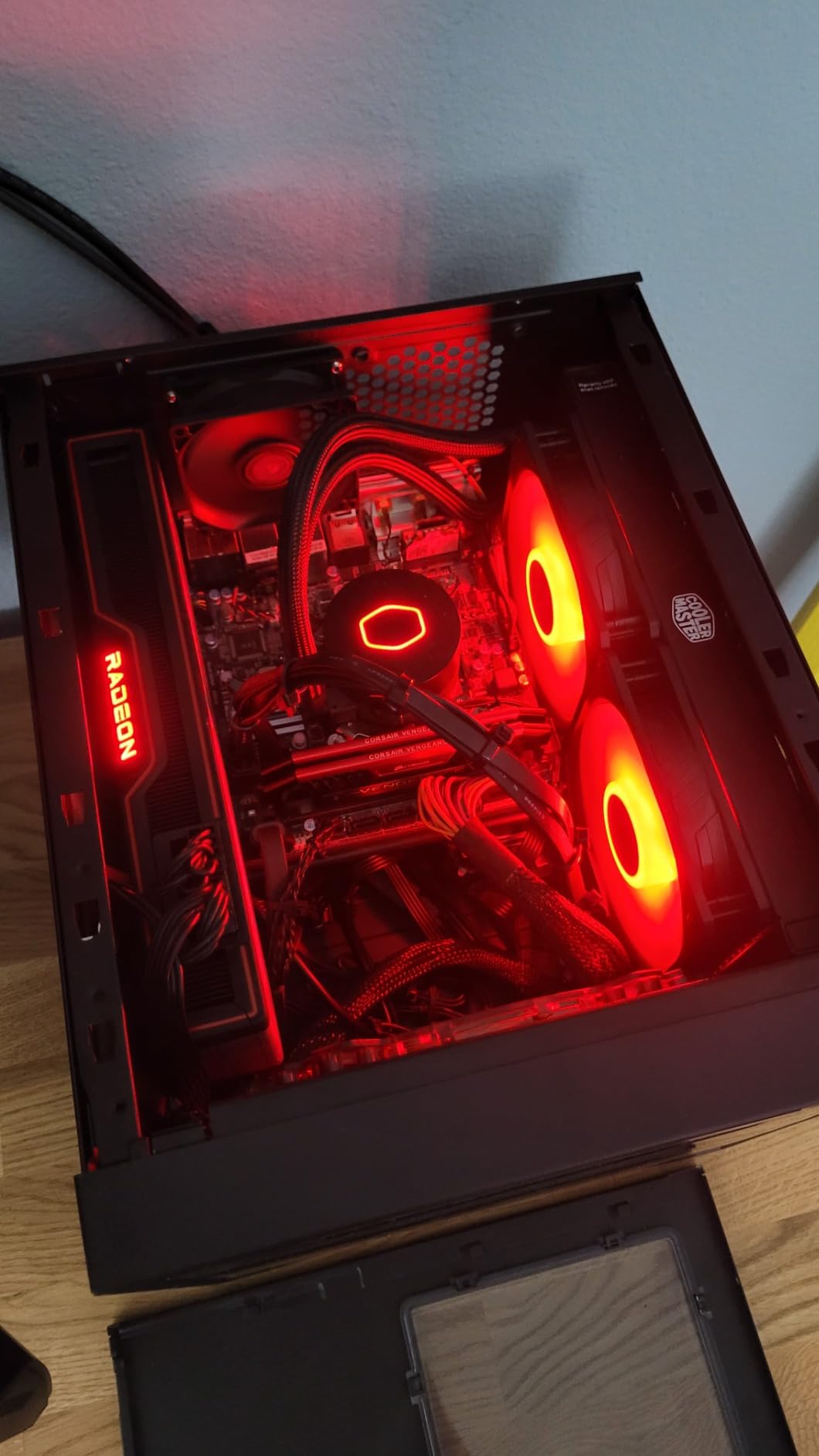 CoolerMaster MasterLiquid ML240L RGB V2, Close-Loop AIO CPU Liquid Cooler, Gen3 Dual Chamber Pump, 240mm Radiator, SickleFlow 120 PWM ARGB, AMD Ryzen AM5/AM4, Intel LGA1700/1200 customer photo 2
