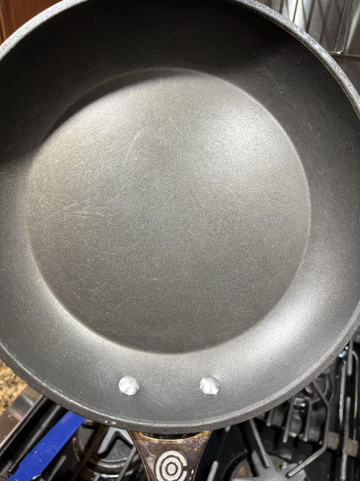 Le Creuset Toughened Non-Stick PRO Fry Pan, 10