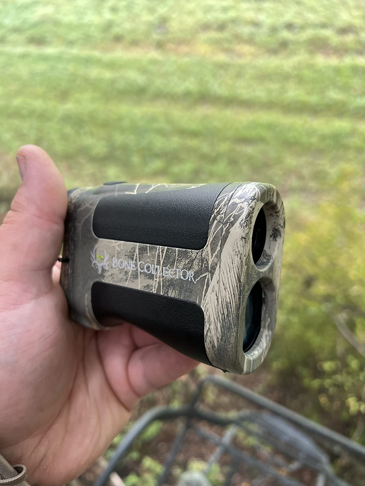 Bushnell BoneCollector 850 Laser Rangefinder, Hunting Laser Range Finder in Realtree Edge customer photo 2