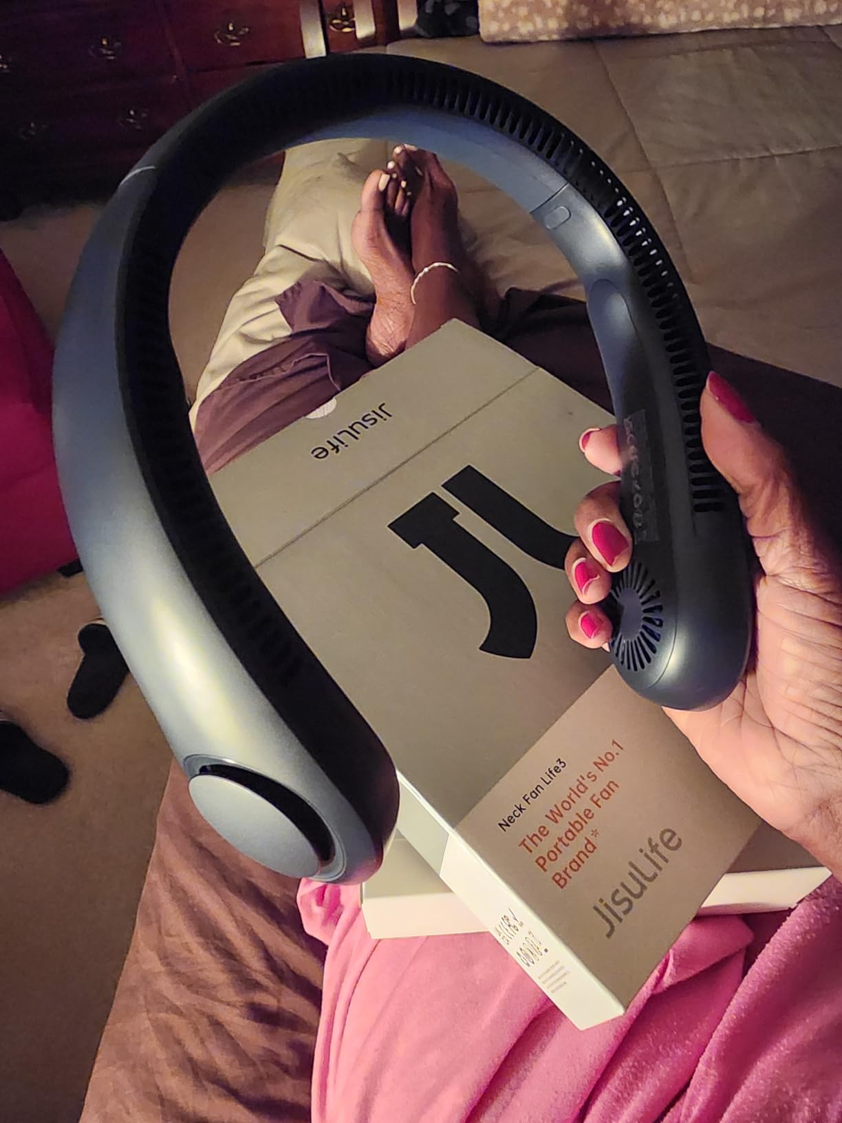 JISULIFE Portable Neck Fan, Hands-Free Bladeless, 5 Speeds, 4000 mAh | Battery Operated Wearable Personal Fan, Twistable, Rechargeable Travel Essentials, Gifts for Women Men-Pink customer photo 1