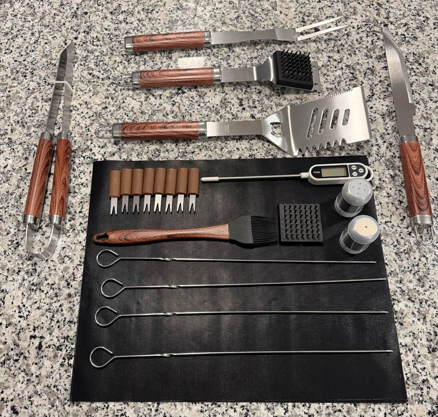 ROMANTICIST 26pcs Grilling Gifts for Men, Dad Gifts for Father's Day, Stainless Steel BBQ Grill Accessories Tools Set, Heavy Duty BBQ Utensils Kit with Apron, Thermometer, Mats in Aluminum Case Brown customer photo 2
