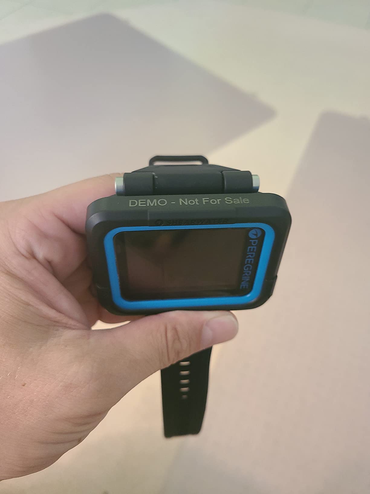 Shearwater Research Peregrine Adventures Edition Dive Computer customer photo 2