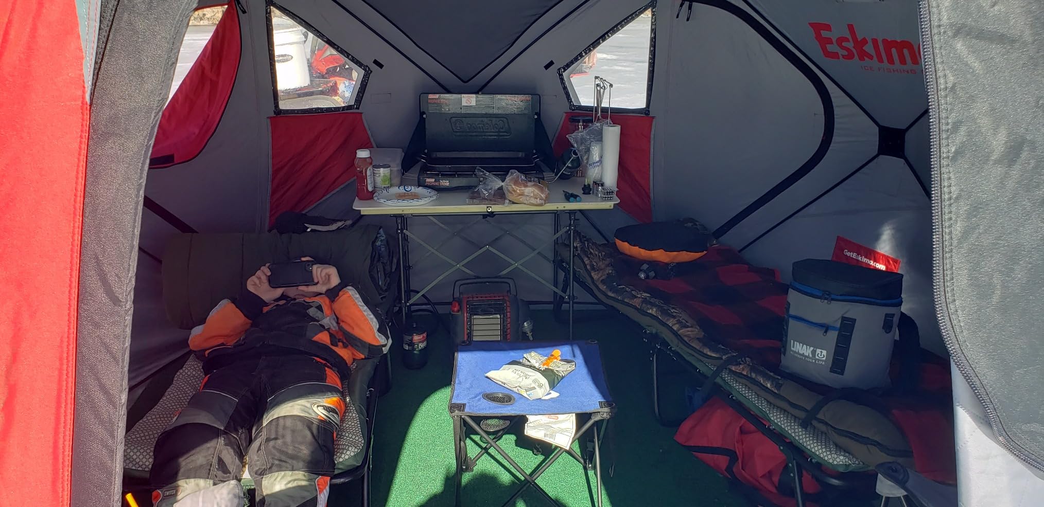 Eskimo Outbreak Portable Pop-Up Ice Fishing Shelter, Stormshield Insulated Fabric, No Trip Door, Durable Hub Design, Deluxe Tie Downs customer photo 2