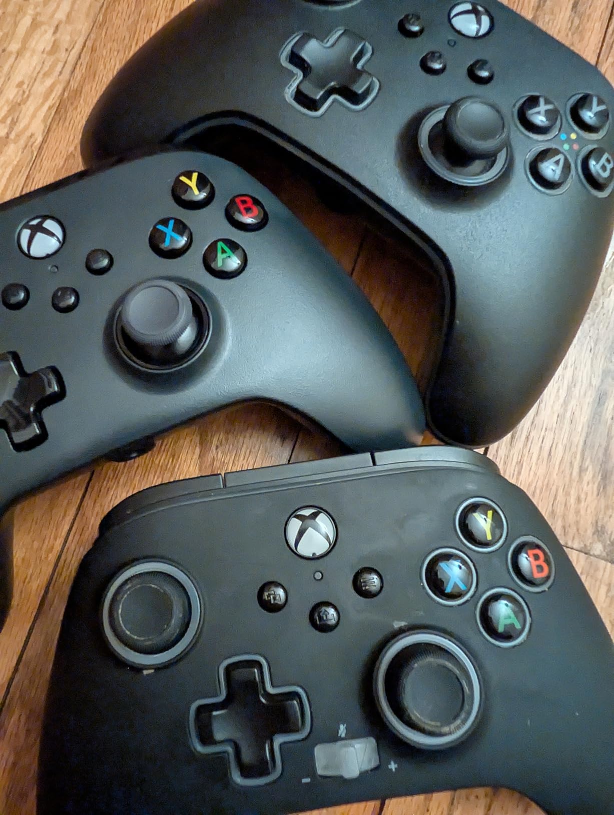 PowerA Wired Controller for Xbox Series X|S - Black, gamepad, wired video game controller, gaming controller, works with Xbox One and Windows 10/11 customer photo 1