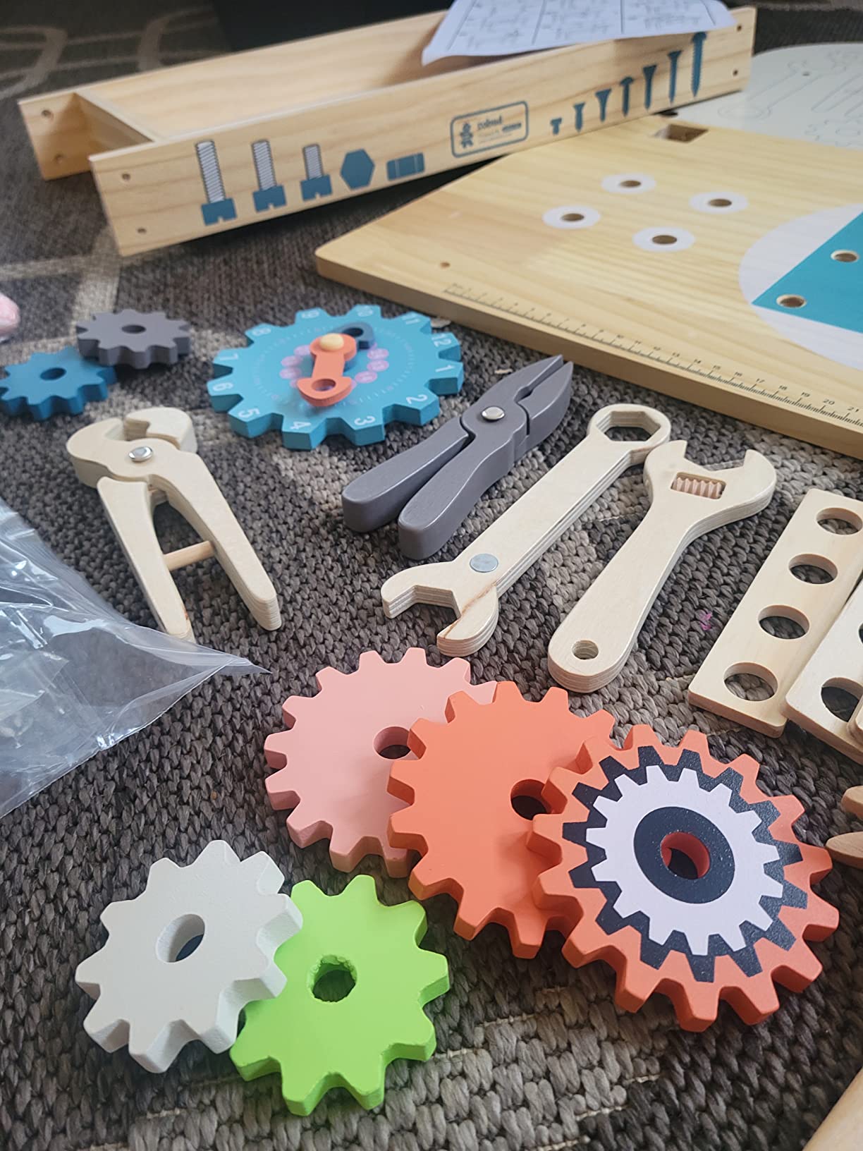 ROBUD Wooden Play Tool Workbench Set for Kids, Construction Toy Bench, Wooden tool workbench with realistic tools and accessories, inspiring creativity, role play, and hands-on building skills customer photo 1