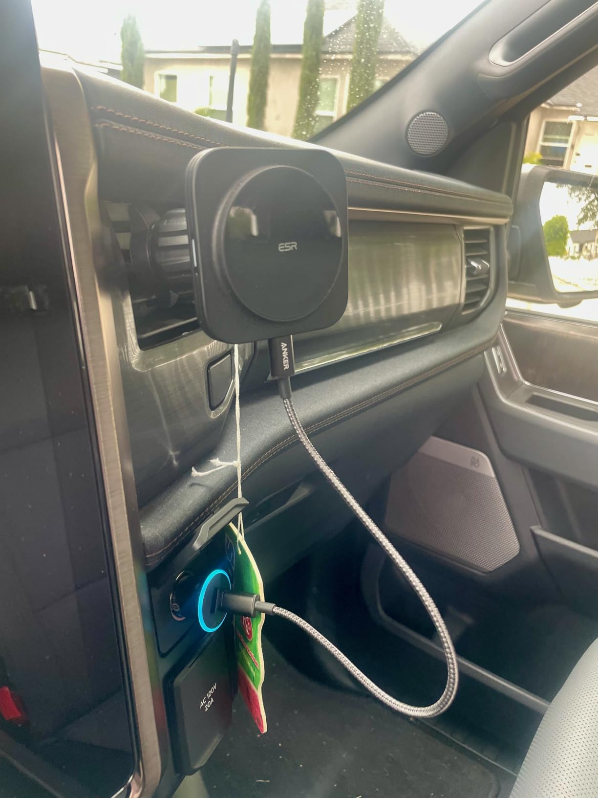 ESR for 15W MagSafe Car Mount Charger for iPhone 17-12, Samsung Galaxy S26 - Magnetic Wireless Car Charger, for MagSafe Car Charging, Air Vent Dashboard Phone Holder Mount, Fast Charging customer photo 2