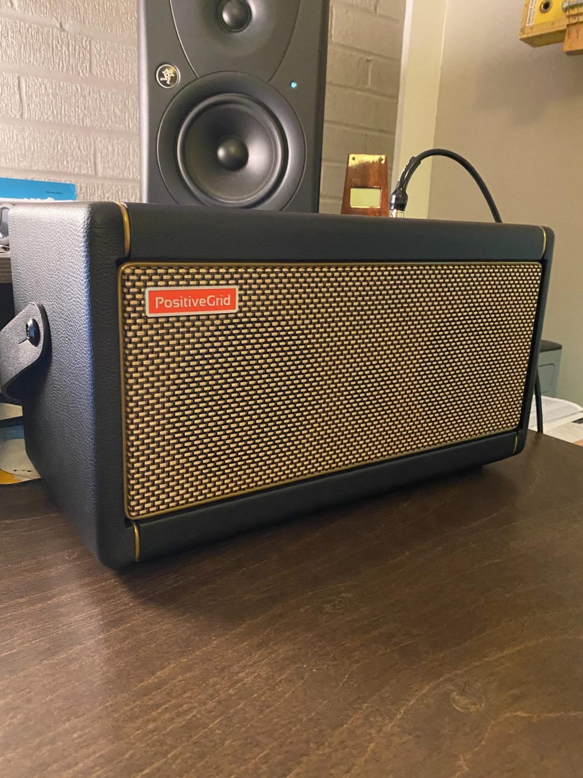 Positive Grid Spark 40-Watt Combo Practice Guitar Amplifier customer photo 1