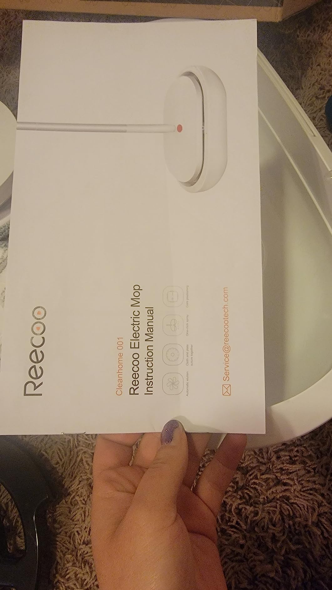 REECOO Cordless Electric Spin Mop Power Mop with 4 Floor Scrubber Pads/Automatic Cleaning Bucket/Water Sprayer,Lightweight & Rechargeable,Suitable for Wooden, Marble, Tile, Hardwood Floor. customer photo 1