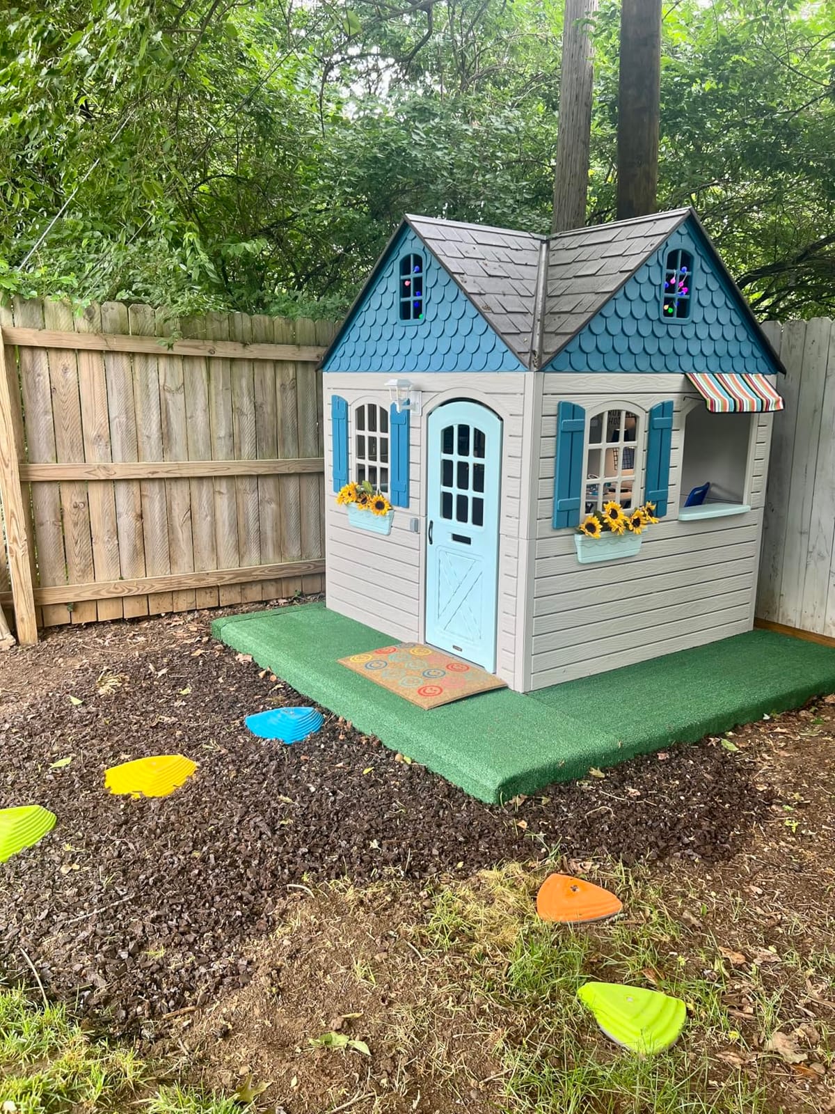 Lifetime Heavy Duty Plastic Outdoor Playhouse, 6ft x 6ft x 7 ft Tall, Beige & Blue customer photo 2