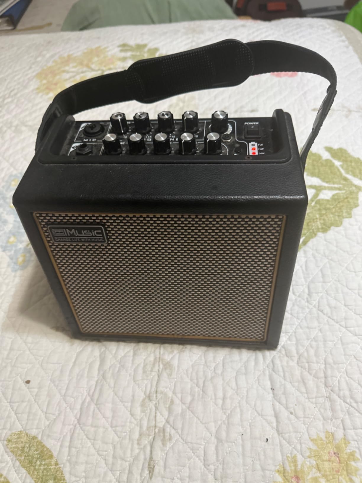 Acoustic Guitar Amplifier, 30 Watt Bluetooth Speaker Rechargeable Portable Acoustic Guitar Amp with Reverb Chorus Effect, 3 Inputs, Black customer photo 2