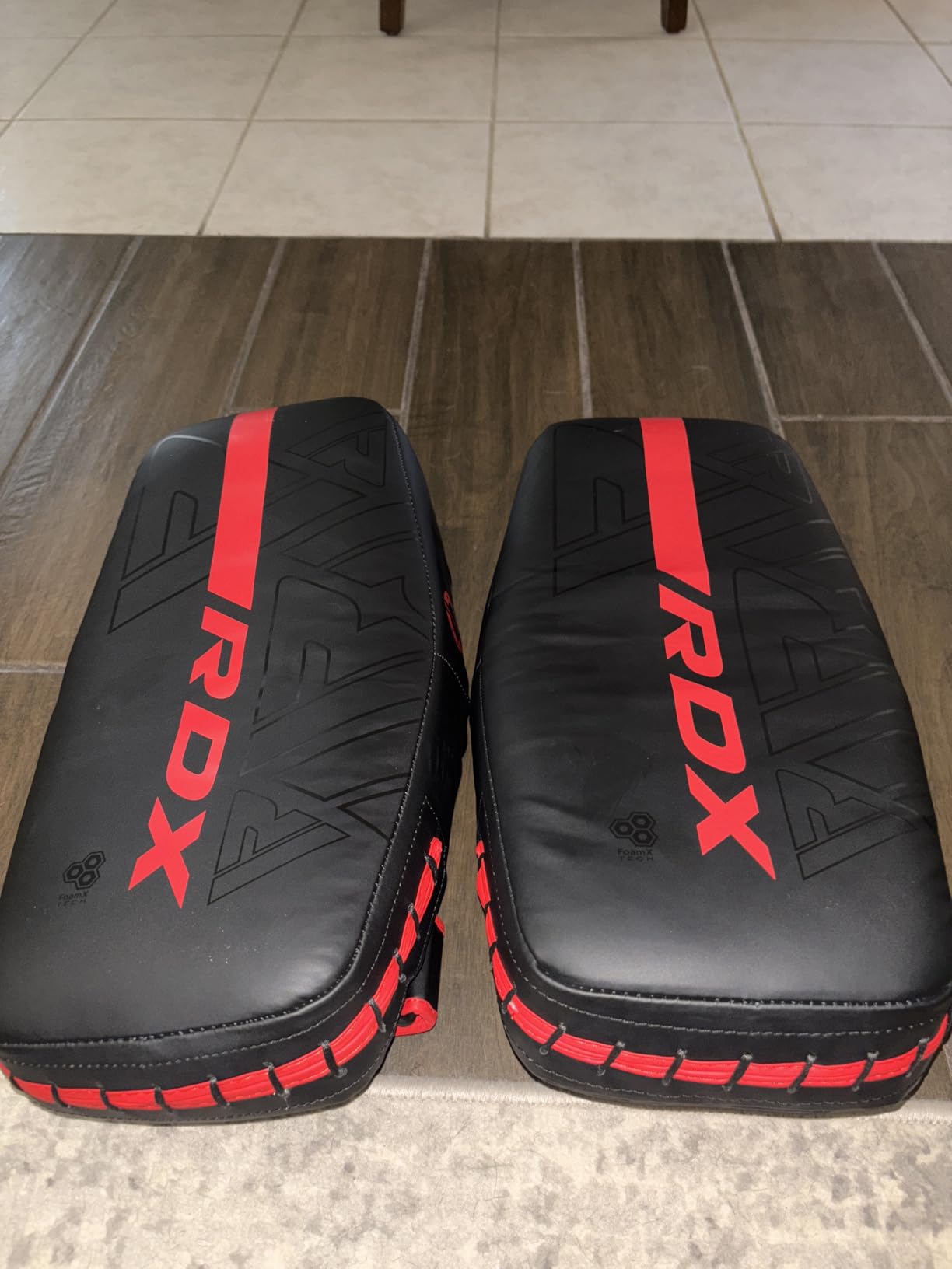 RDX Thai Pads Curved Kickboxing Muay Thai with Solid Handle Grip, Maya Hide Leather KARA Strike Shield for Knees Elbows Kicks Punches, Coaching Training Boxing MMA Martial Arts Taekwondo Combat Sports customer photo 2