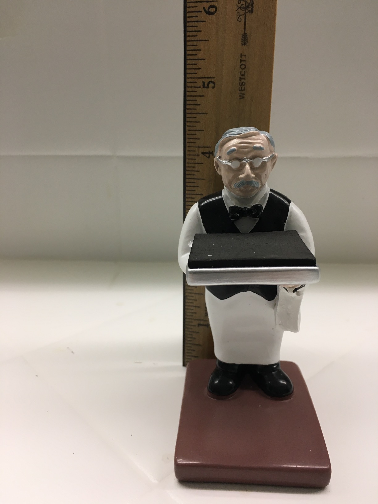 Watch Display Stand Old Housekeeper/Astronaut Resin Figurine Model Watch Holder Decoration Storage Rack for Jewelry Watch Bracelet Necklace Home Office Store customer photo 2