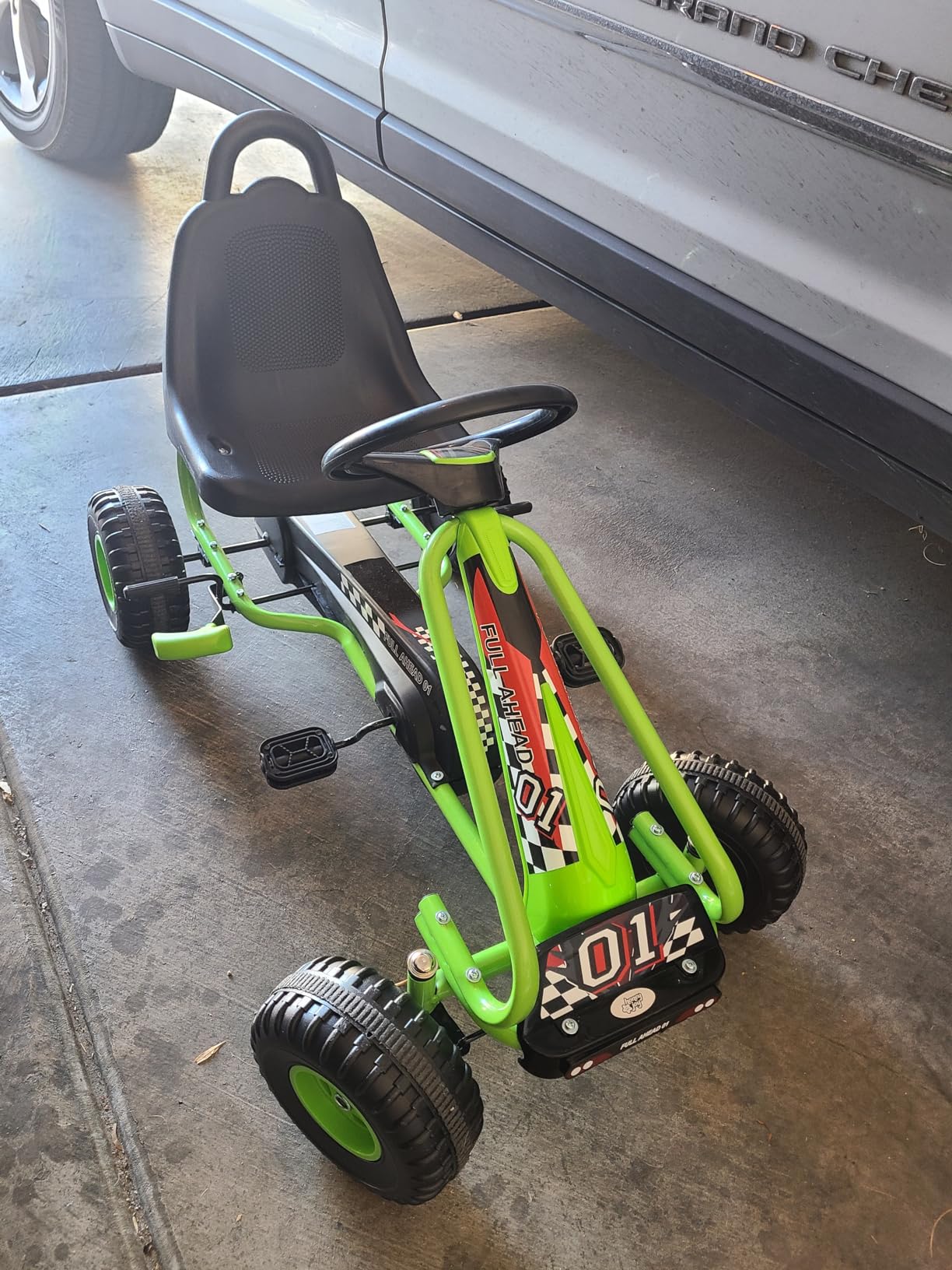 HONEY JOY Go Kart for Kids, 4 Wheel Pedal Powered Go Cart with Steering Wheels & Adjustable Seat, Safety Hand Brake, Non-Slip Tires, Outdoor Off-Road Racer Ride On Pedal Car for Boy Girl (Green) customer photo 1