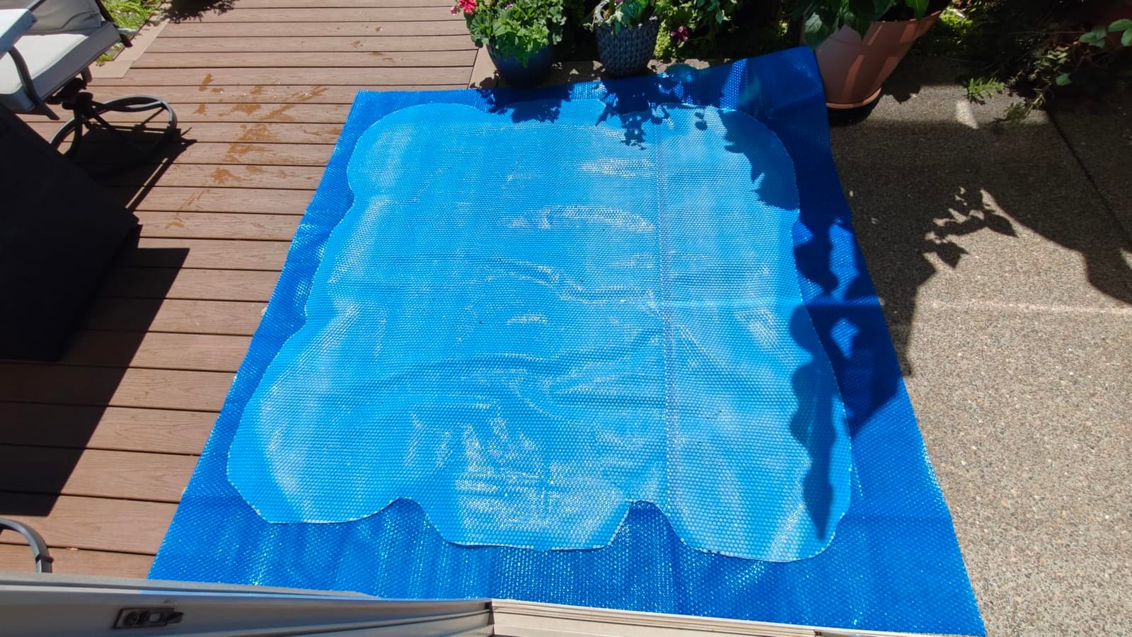 BigXwell Heavy-Duty Solar Pool Cover 12x24ft - 16Mil Blue | Rectangle for Inground & Above Ground Pools, Heat-Retaining, Cuts Evaporation 95%, Blocks Debris, Easy to Trim customer photo 1
