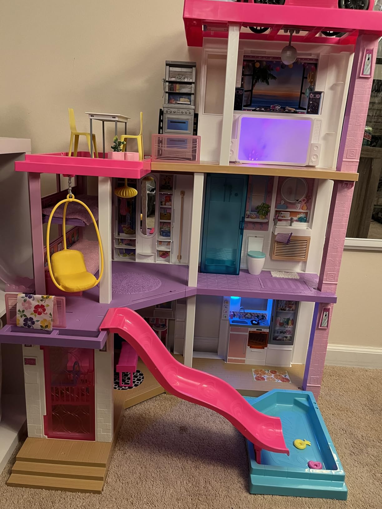 Barbie Dreamhouse Dollhouse Playset | Wheelchair Accessible Elevator, 10 Play Areas with 3 Custom Light Settings, Ages 3+ (Amazon Exclusive) customer photo 1