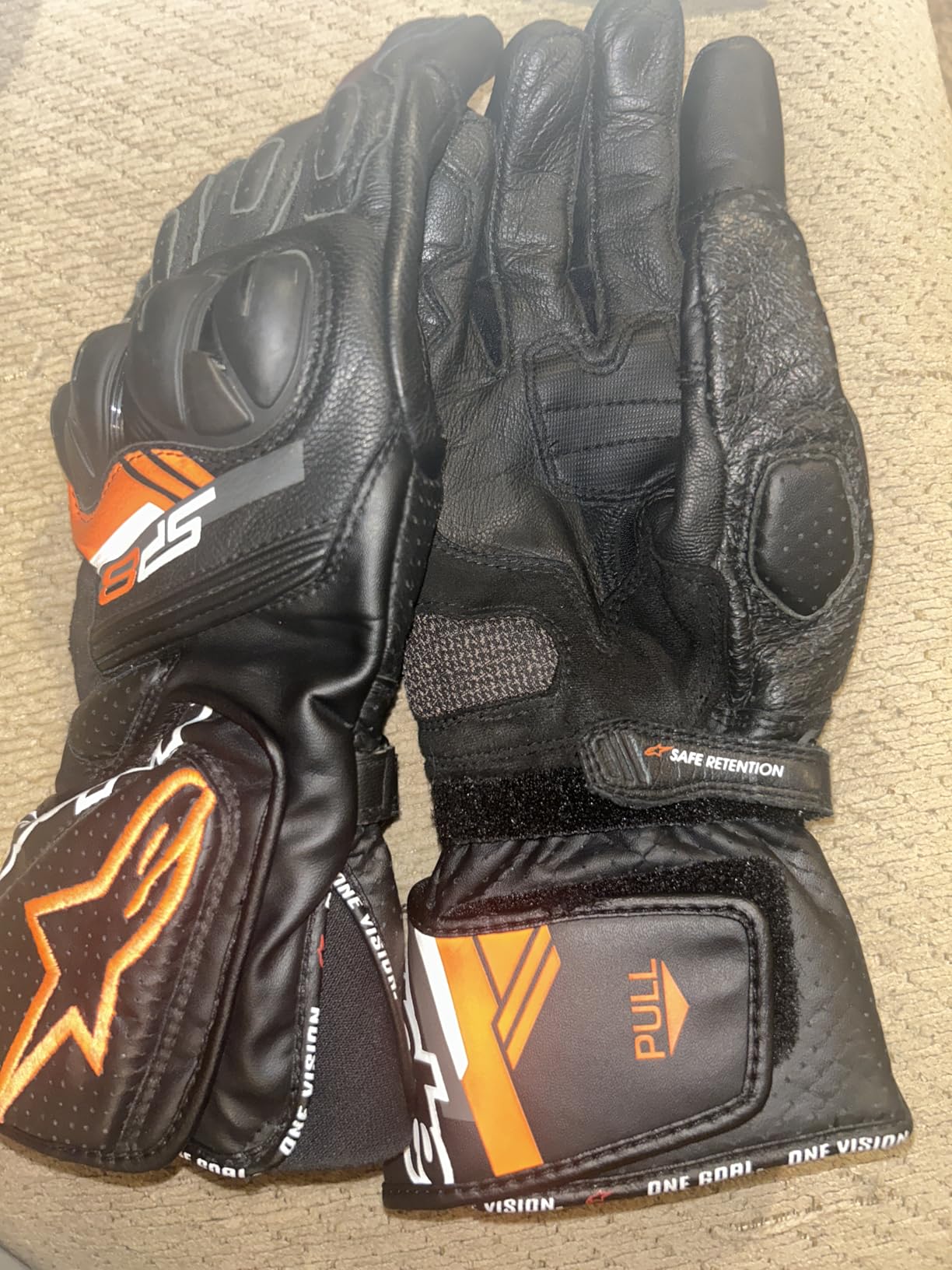 Alpinestars SP-8 V3 Gloves, Full Gauntlet Leather, CE-Certified, Race-Inspired Fit, Knuckle Protection, Reinforced Palm, Multi-Panel Construction customer photo 2