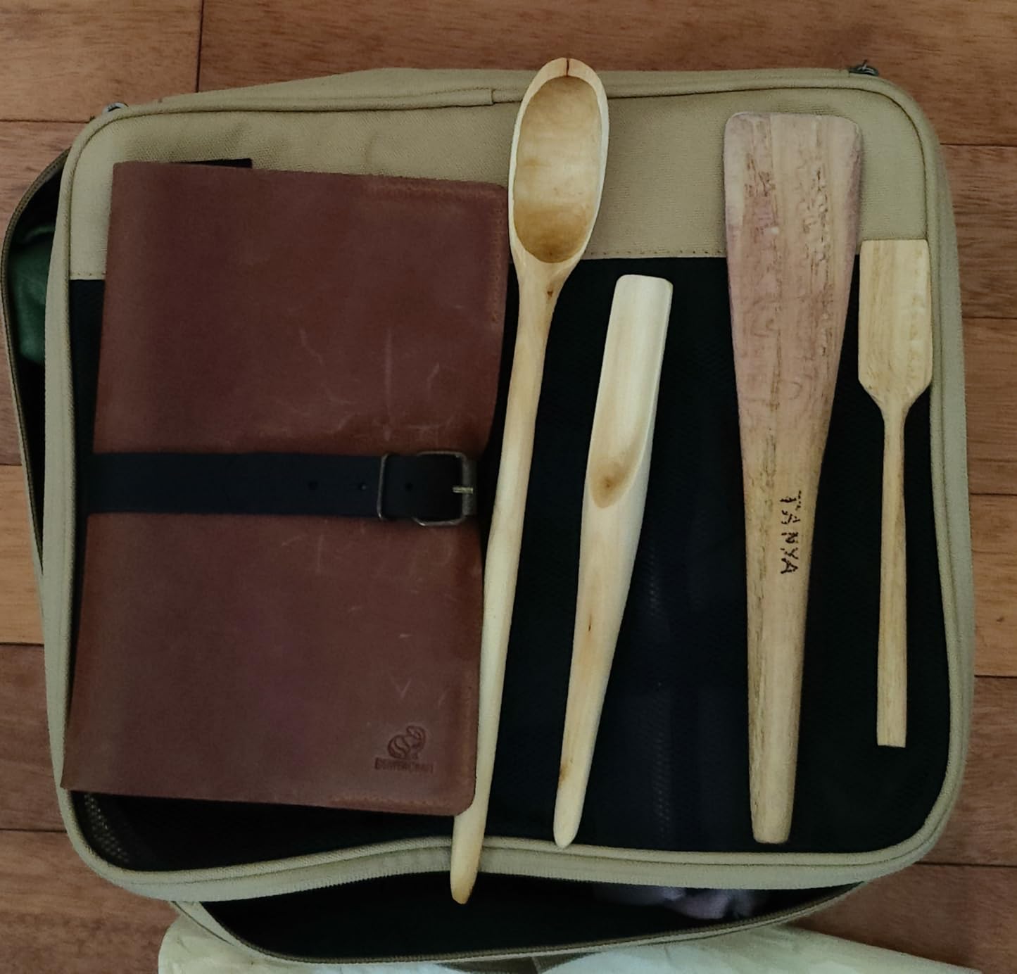 BeaverCraft Wood Spoon Carving Tools Kit S14x Deluxe - Whittling Tools Set Includes Sloyd Wood Carving Knife, Hook Knife, Gouge, Leather Roll-Up Case & Leather strop with Polishing Compound customer photo 1