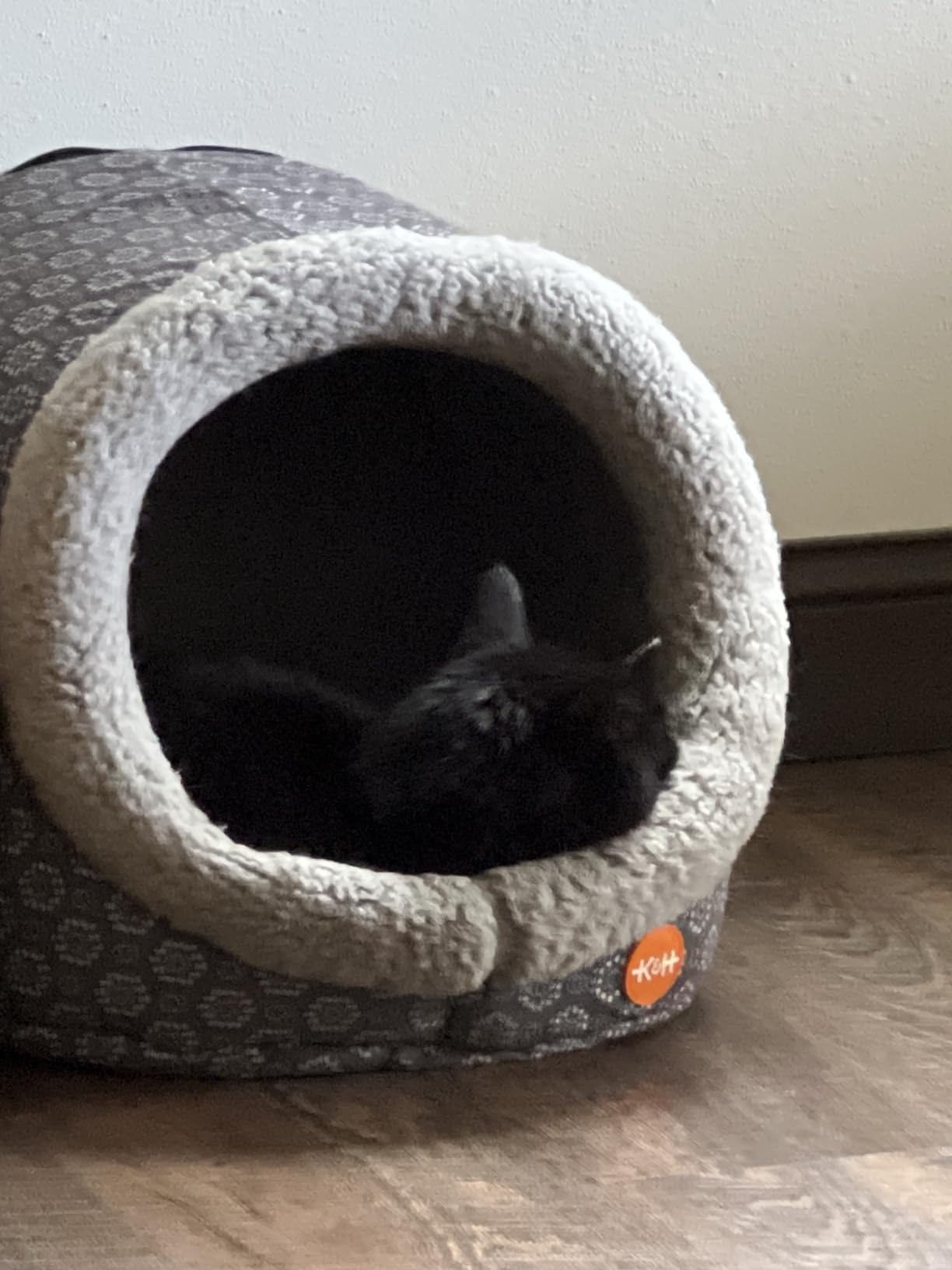 K&H Heated Cat Bed, Thermo-Pet Cave Indoor, Safety Listed, 4W, Navy/Geo | Removable Waterproof Cat Heating Pad, Heated Pet Bed for Dogs & Cats, Covered Cave Pet Tent, Collapsible, Machine Washable customer photo 1