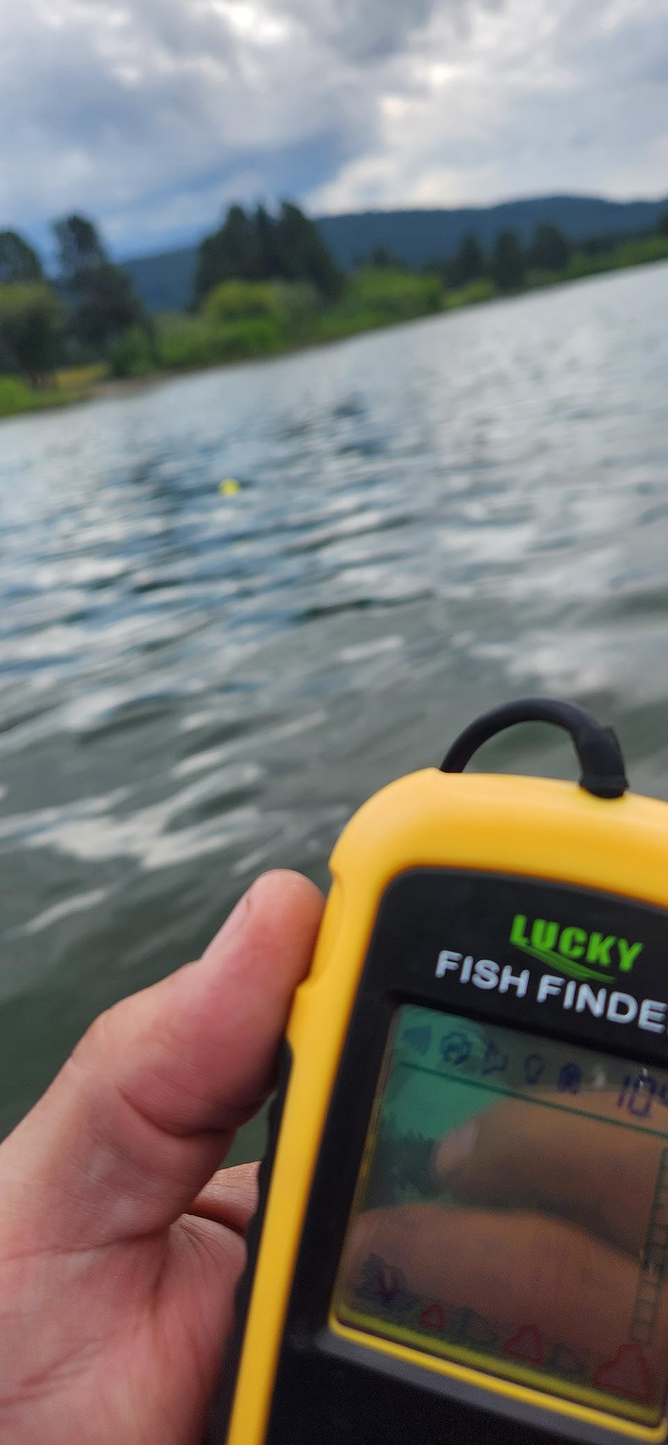 LUCKY Kayak Portable Fish Depth Finder Water Handheld Fish Finder Sonar Castable Kayak Boat Fishfinder Transducer Fishing LCD Display FFC1108 customer photo 1