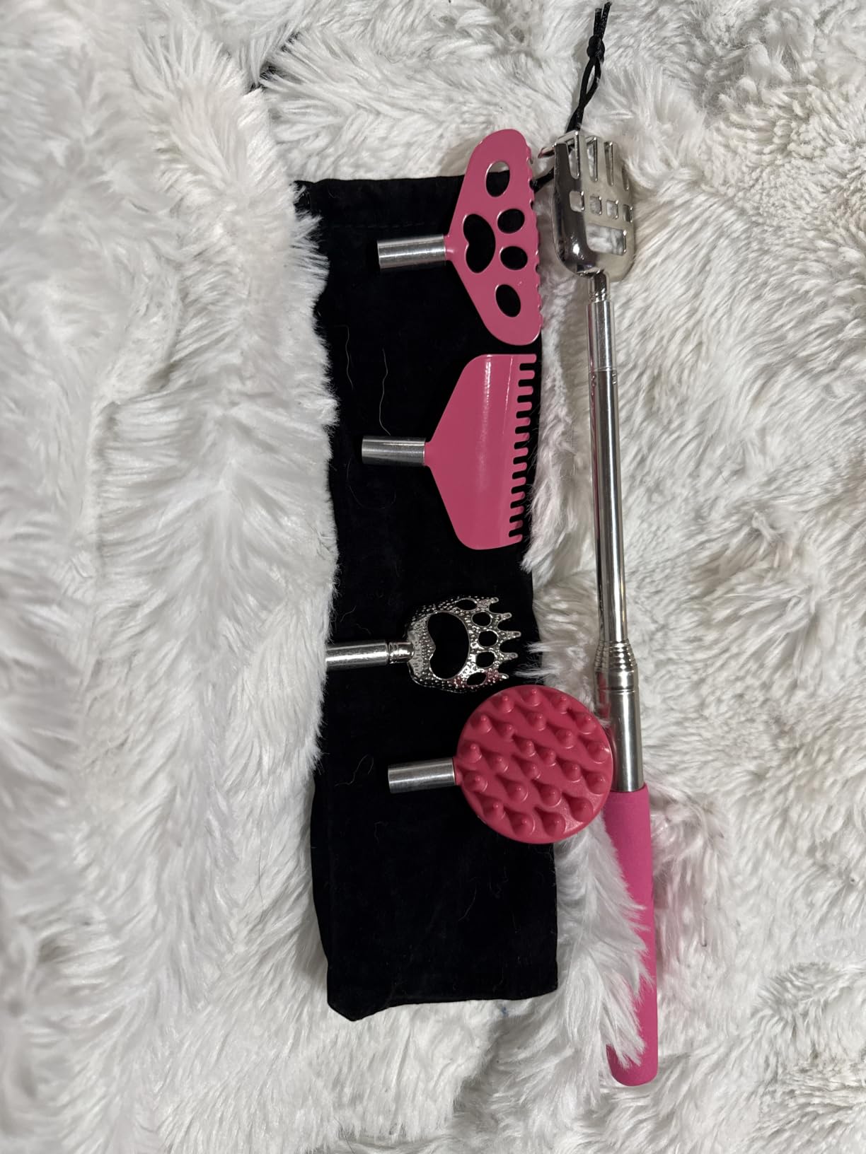 Telescoping Back Scratcher with 5 Detachable Heads, Gift for Men Black | 10-30