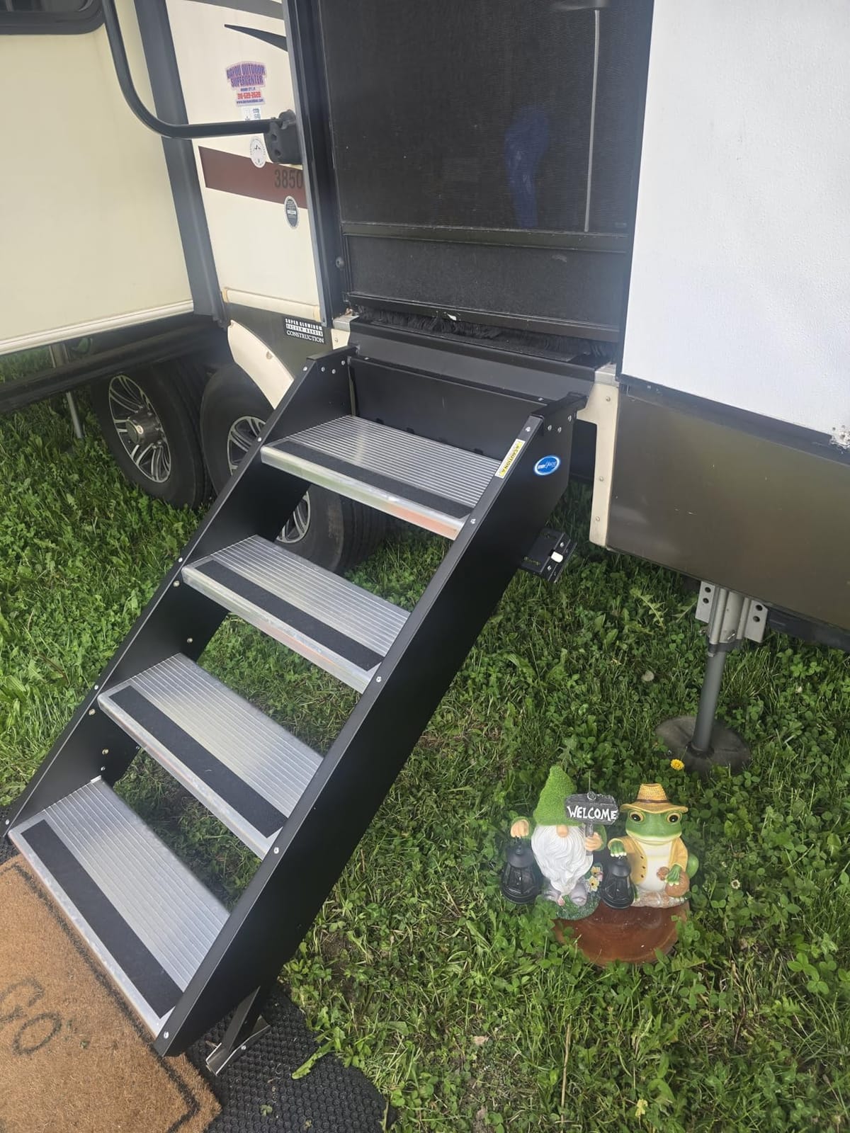 MORryde - STP-213 Step Above 2nd Generation RV Entry Step customer photo 2