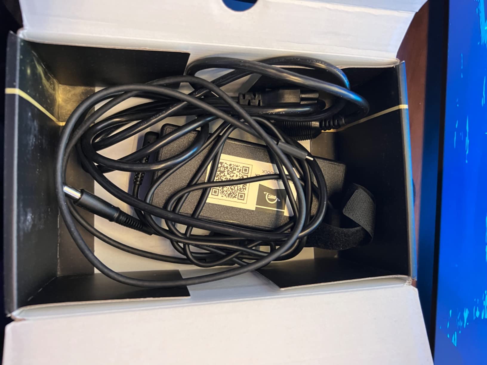 OWC 11-Port Thunderbolt Dock for Mac/PC with 96W PD and 3X Thunderbolt 4 | Thunderbolt 4 dock, 40Gb/s, 96W charging, 3x Thunderbolt 4, 3x USB A 10Gb/s, USB 2.0, 1GbE, SD UHS-II, 3.5mm audio customer photo 1