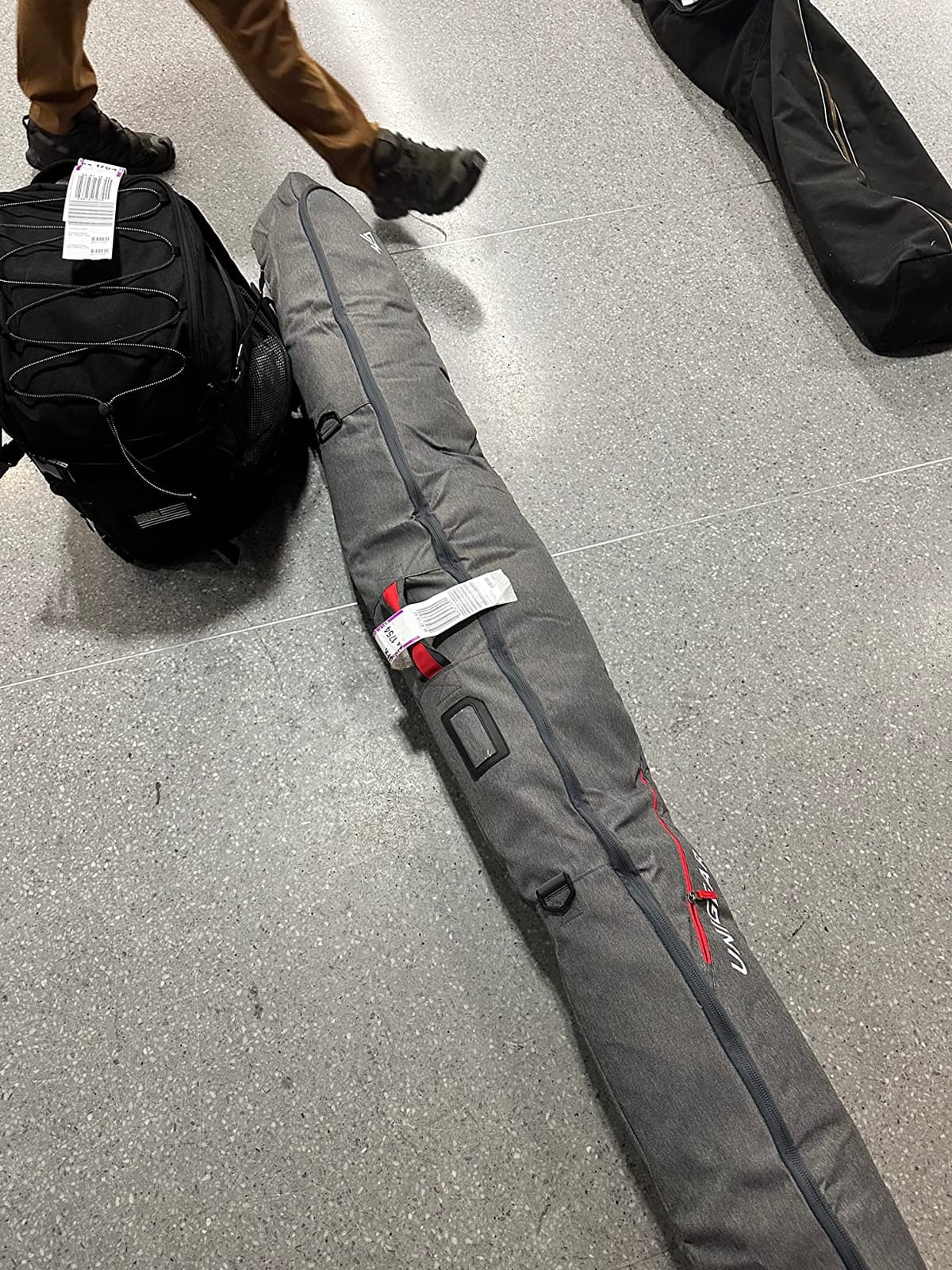 Unigear Ski Bag for Air Travel, 360° Fully Padded Protection, Water-Resistant and Durable up to 192cm for Snow Air Travel Transport customer photo 1