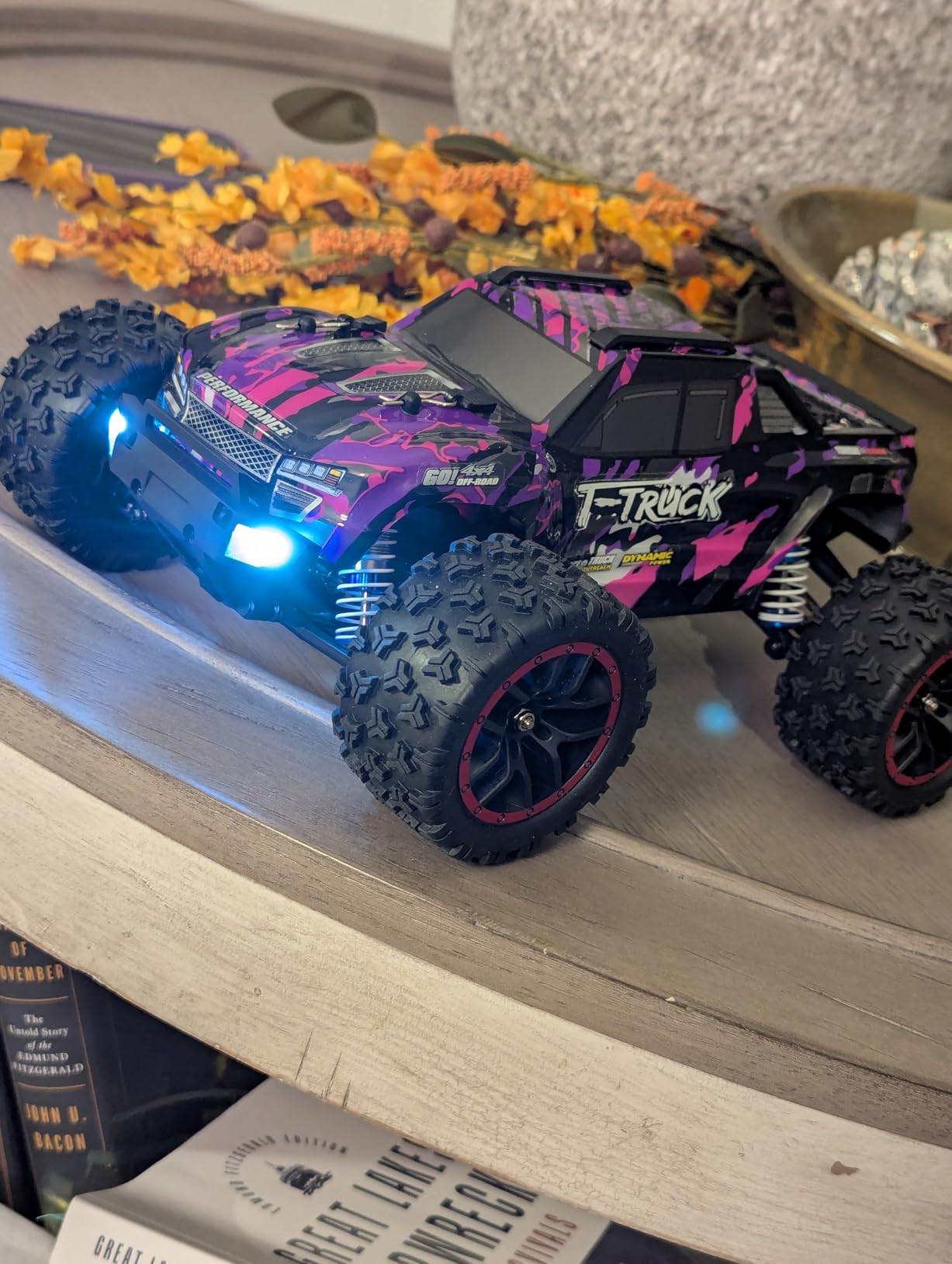 HAIBOXING 18859A 1/18 Brushless Fast RC Cars 4WD Off-Road Truck All Terrain | Fast Remote Control Truck 48 KM/H Speed for Adults and Kids, Boys Truck Toys Gifts, Extra Shell and Batteries Double the Fun customer photo 2