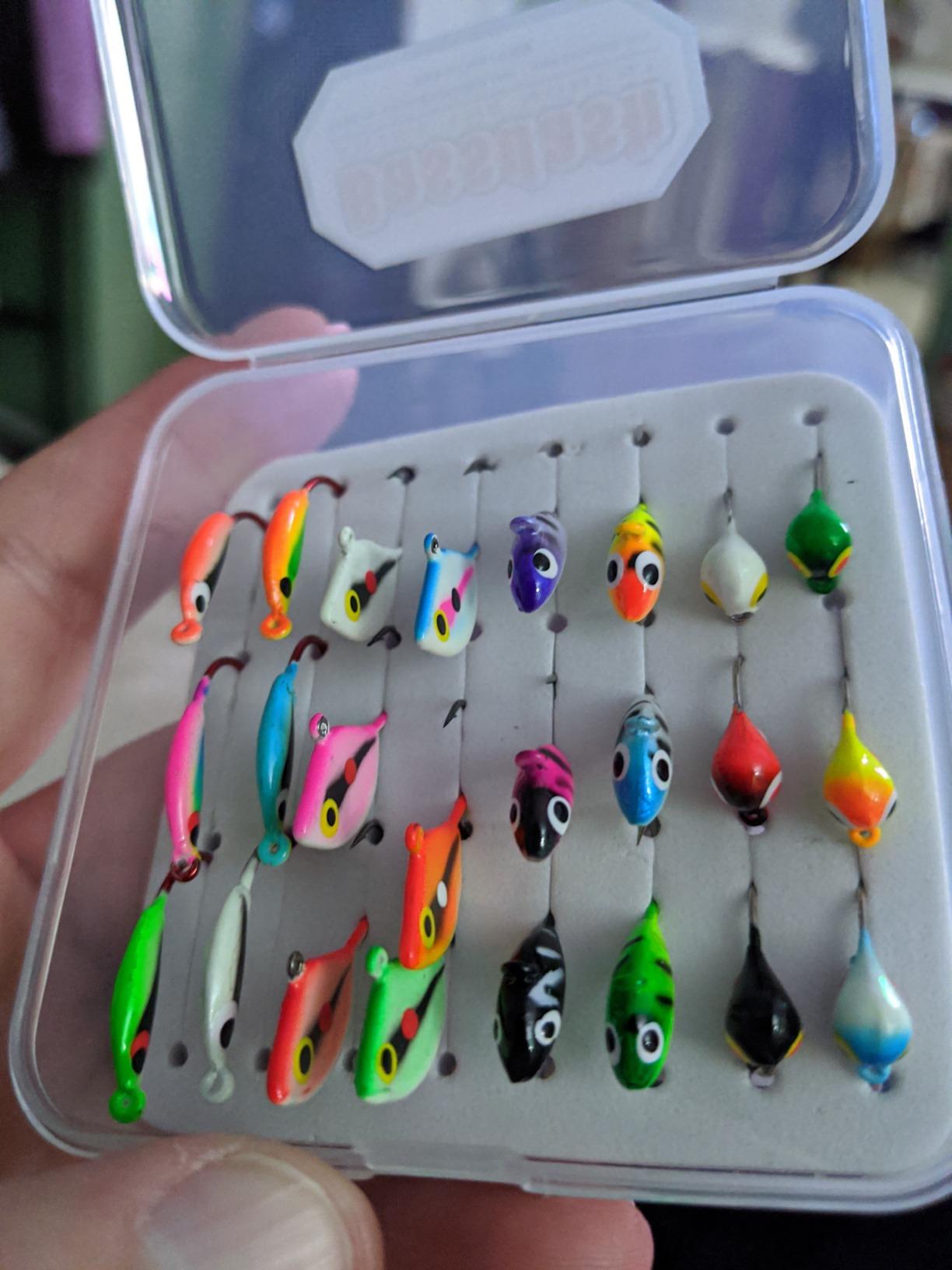 BASSDASH Ice Fishing Lure Kit Glowing Paint Jigs for Winter Ice Jigging Crappie Sunfish Perch Walleye Pike with Tackle Box customer photo 2
