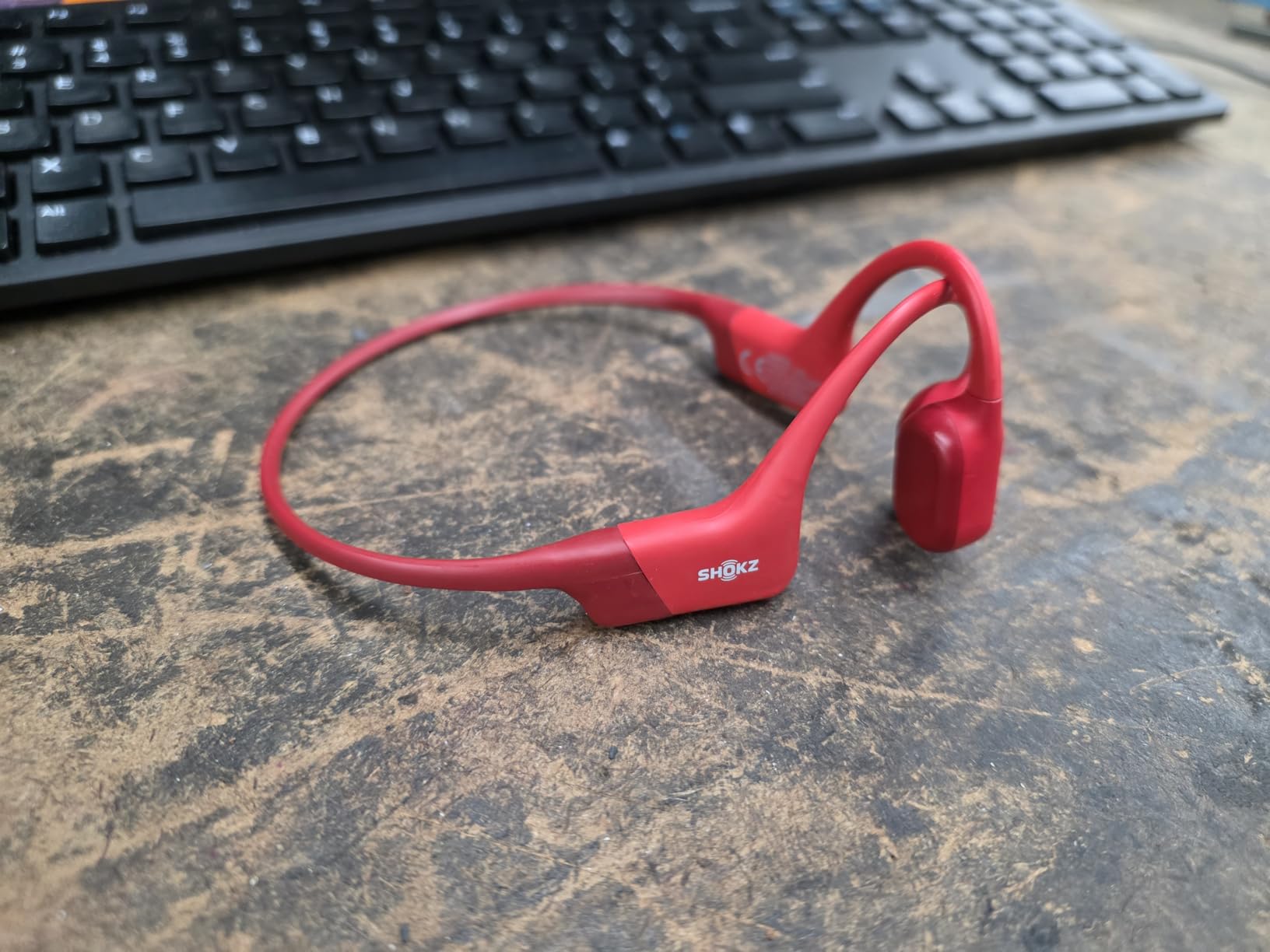 SHOKZ OpenRun (AfterShokz Aeropex) - Open-Ear Bluetooth Bone Conduction Sport Headphones - Sweat Resistant Wireless Earphones for Workouts and Running - Built-in Mic, with Headband customer photo 1