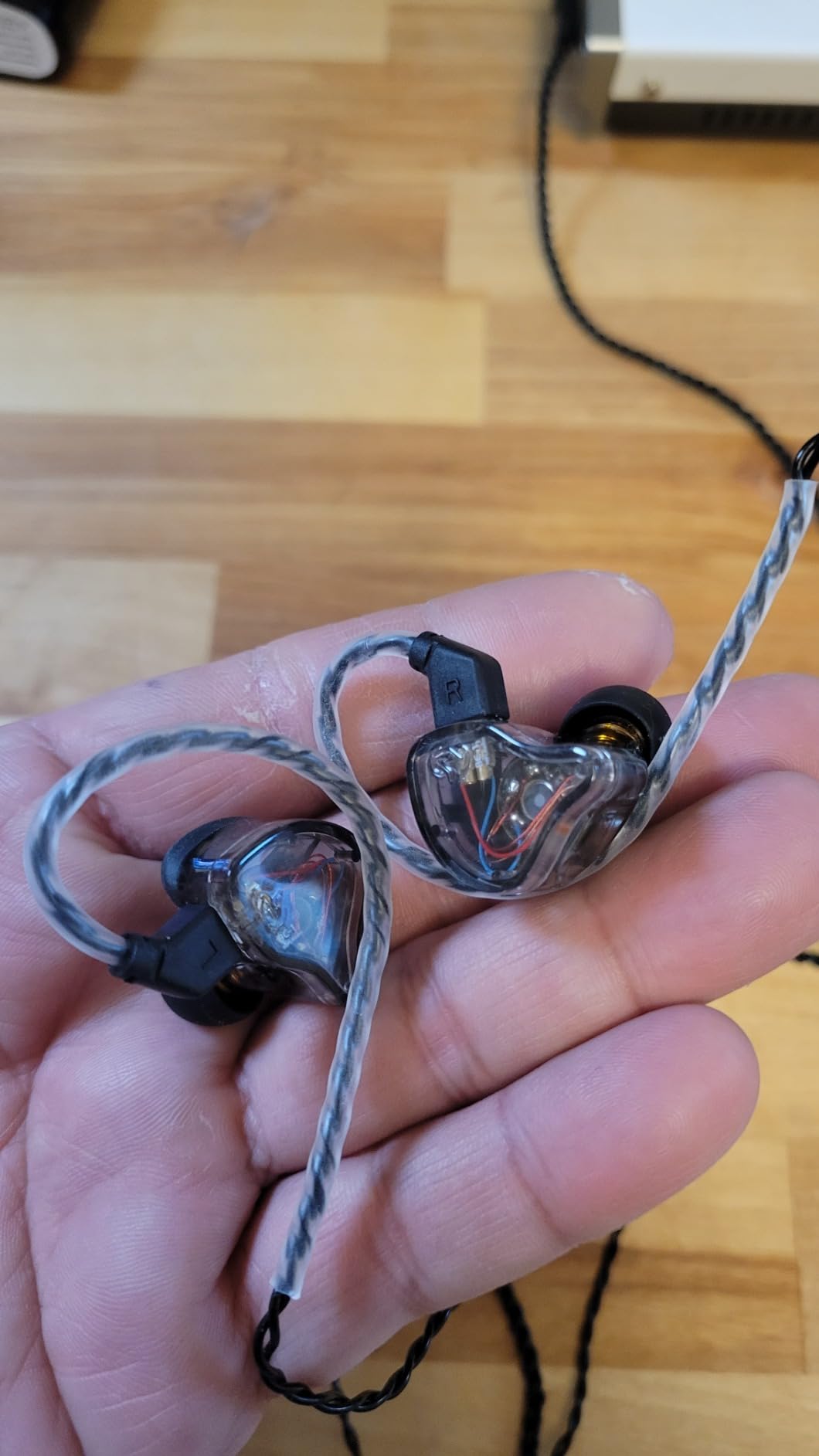 CCZ Yinyoo Melody in Ear Monitors Earphones Headphones Wired Earbuds without Microphone IEM HIFI Bass with 1DD 1BA, Ear fins, 4N OFC Cable for Musicians, Singer, on Stage, Studio customer photo 2