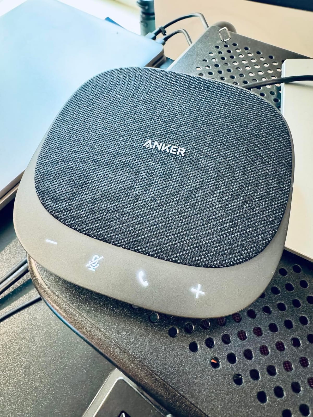 Anker PowerConf S330 USB Speakerphone for Home Office, Plug and Play | Conference Microphone, 360° Voice Coverage, Smart Voice Enhancement, Powerful Sound, Desktop PC Speaker, Online Meetings customer photo 1