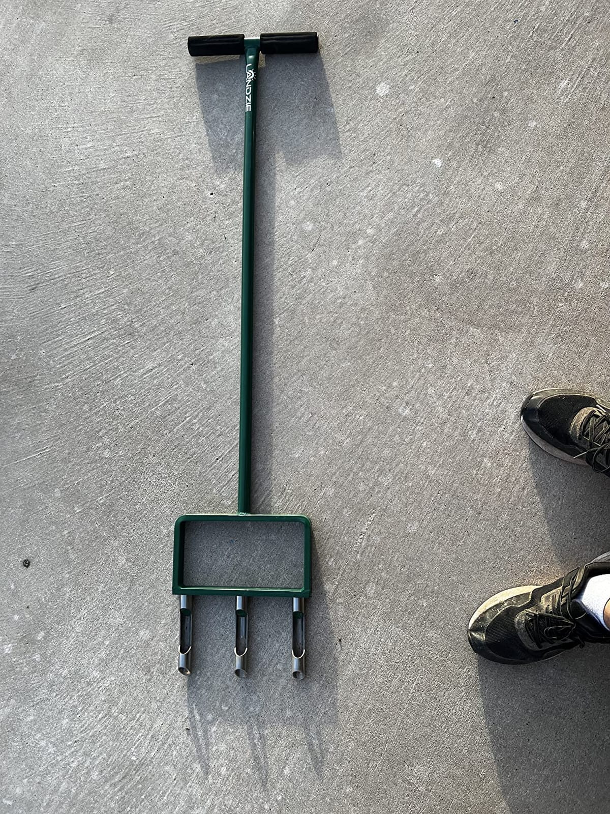 Landzie - Lawn Aerator Tool 42