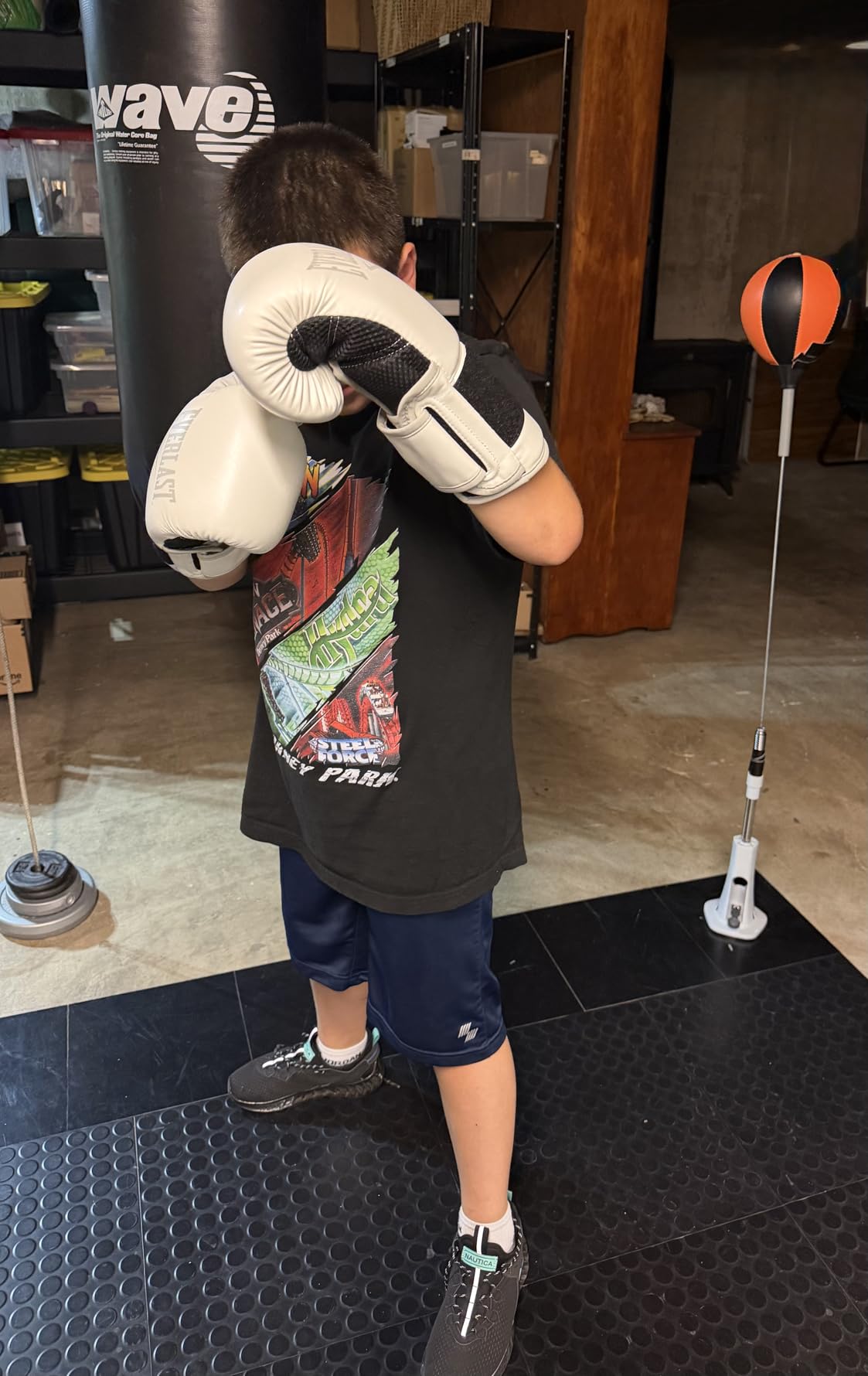 Everlast Powerlock 2 Hook & Loop Boxing Gloves | Fight Training Gloves | Hook and Loop with Durable Hand & Wrist Support | Heavy Bag & Fitness Training customer photo 2