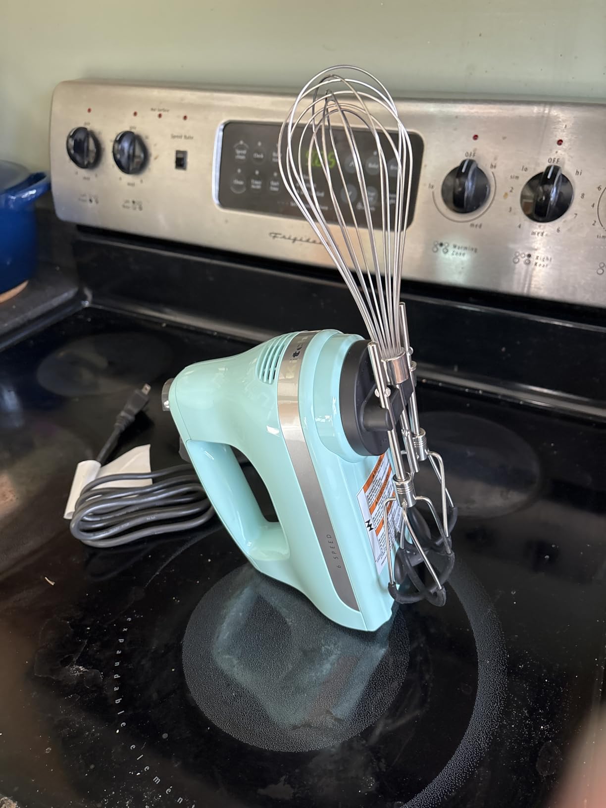 KitchenAid 6 Speed Hand Mixer w/Flex Edge Beaters, KHM6118, Contour Silver | 6 Speeds, Dishwasher-safe Flex Edge Beaters, Integrated storage clip. Pro whisk Attachment customer photo 2