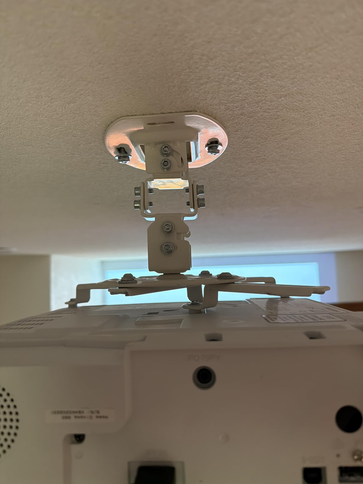 WALI Universal 3-in-1 Projector Ceiling Wall Mount for LCD/DLP Projectors | Height Adjustable Projector Bracket with Extension Pole, Supports up to 44lbs, (PM-003-W), White customer photo 2
