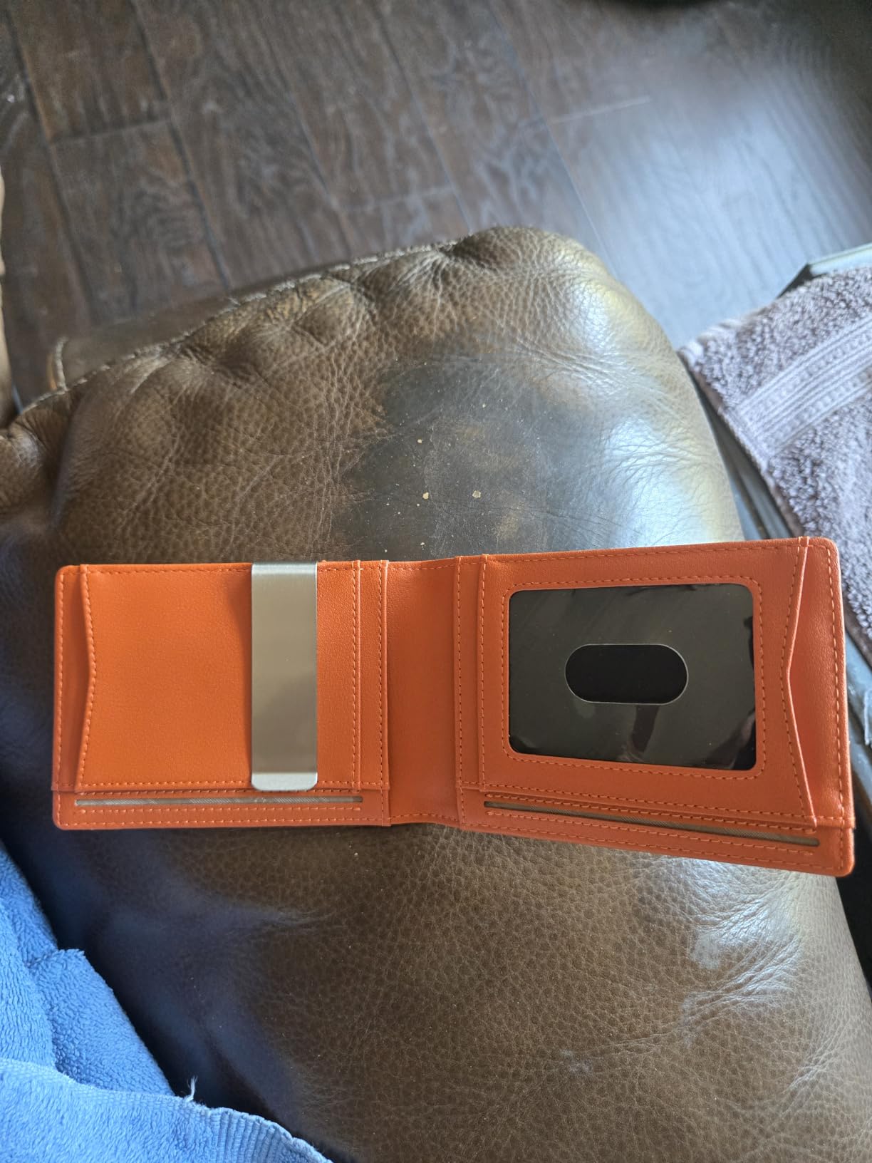 RUNBOX Slim Wallet for Men - RFID Blocking Leather Bifold with Money Clip | Minimalist Front Pocket Wallet Holds 11 Cards,Slim Thin Design,RFID Blocking Protection, Practical Birthday Gifts for Men customer photo 1