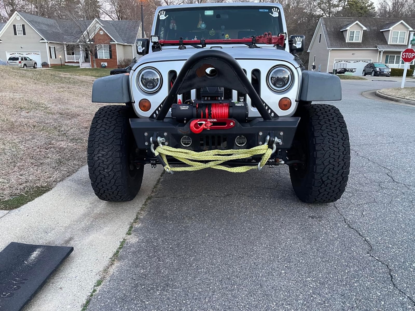 RUGCEL WINCH 13500lb Waterproof Electric Truck Winch 12V Synthetic Rope Winch with Hawse Fairlead, Wired Handle and 2 Wireless Remote, for Trailer and Wrangler in Car Lift customer photo 2