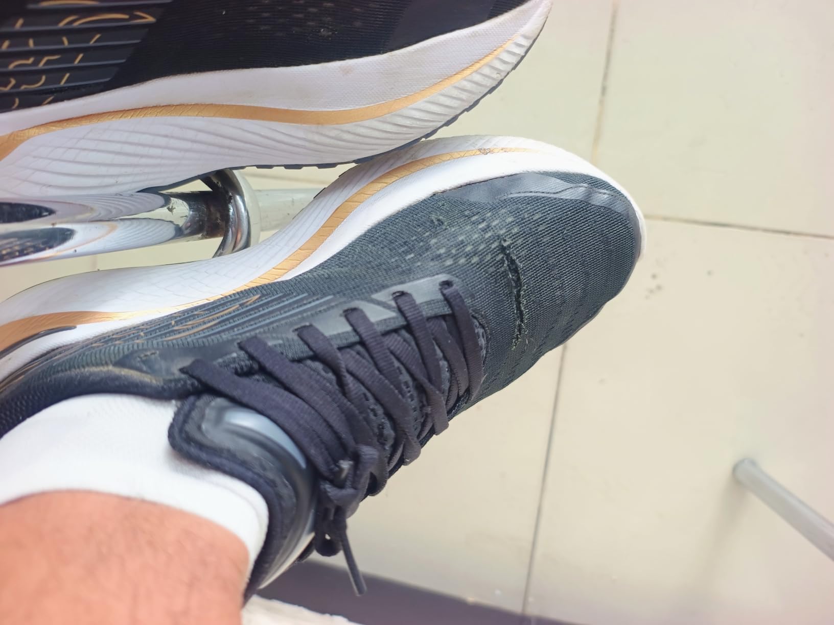 Saucony Men's Endorphin Shift 3 Running Shoes customer photo 1