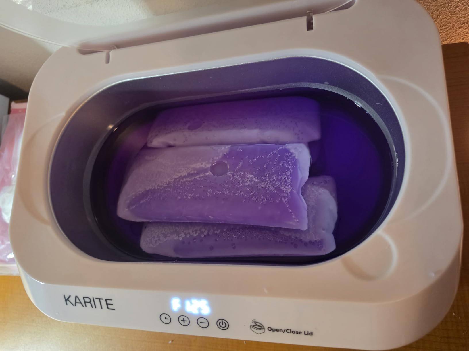 KARITE Paraffin Wax Machine for Hands and Feet with Auto Open Lid, Paraffin Bath, 20Min Fast Wax Meltdown, Precision Temperature Control, 4500ml Paraffin Warmer with 8Pack Refills customer photo 1