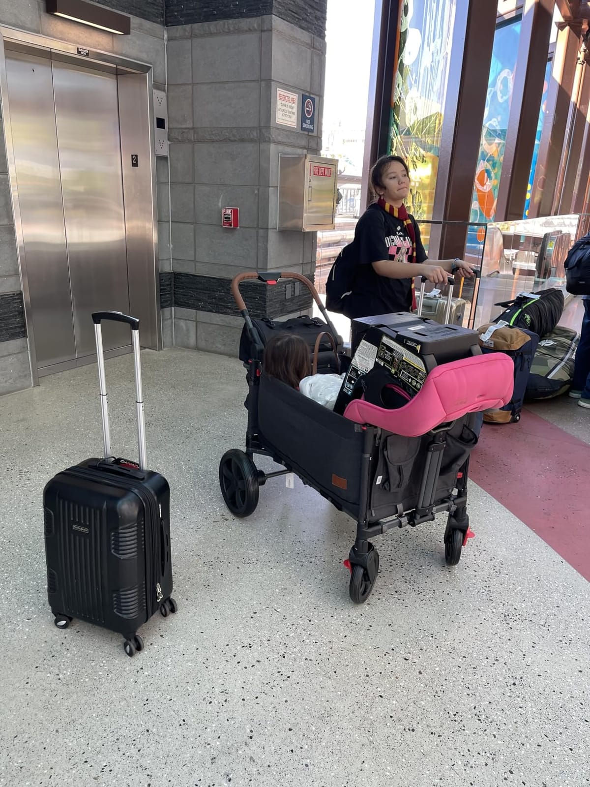 EVER ADVANCED Side-Unzip Stroller Wagon for 2 Kids - 2-in-1 Bench Mode & All-Terrain Push-Pull Wagon - Spica Cast & Special Needs Friendly - JPMA Certified, UV Canopy, Foldable for Zoo, Beach & Travel customer photo 2